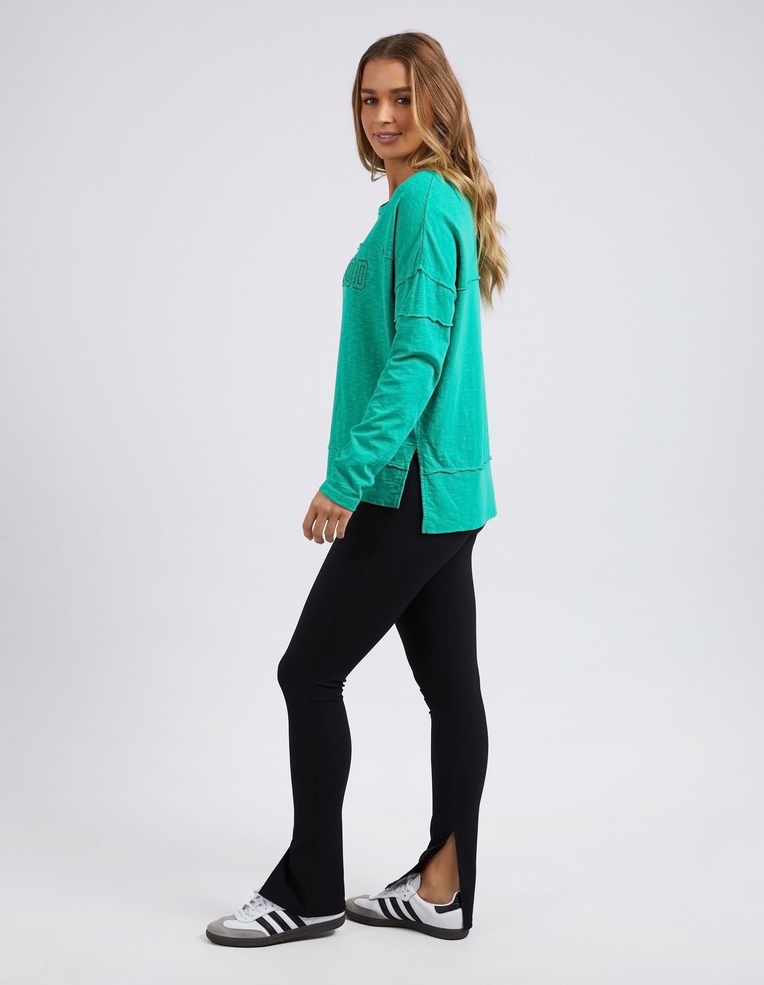 Foxwood Throw On Tee | Women's Long Sleeve Top | Everyday Wear | Little Extras Lifestyle | Online Clothing Boutique Australia