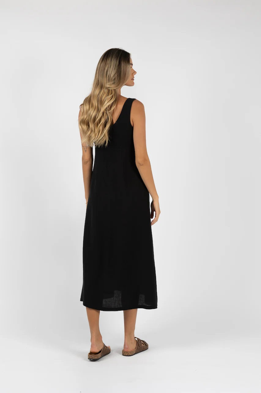 Humidity Tallulah A‑line linen maxi dress in black