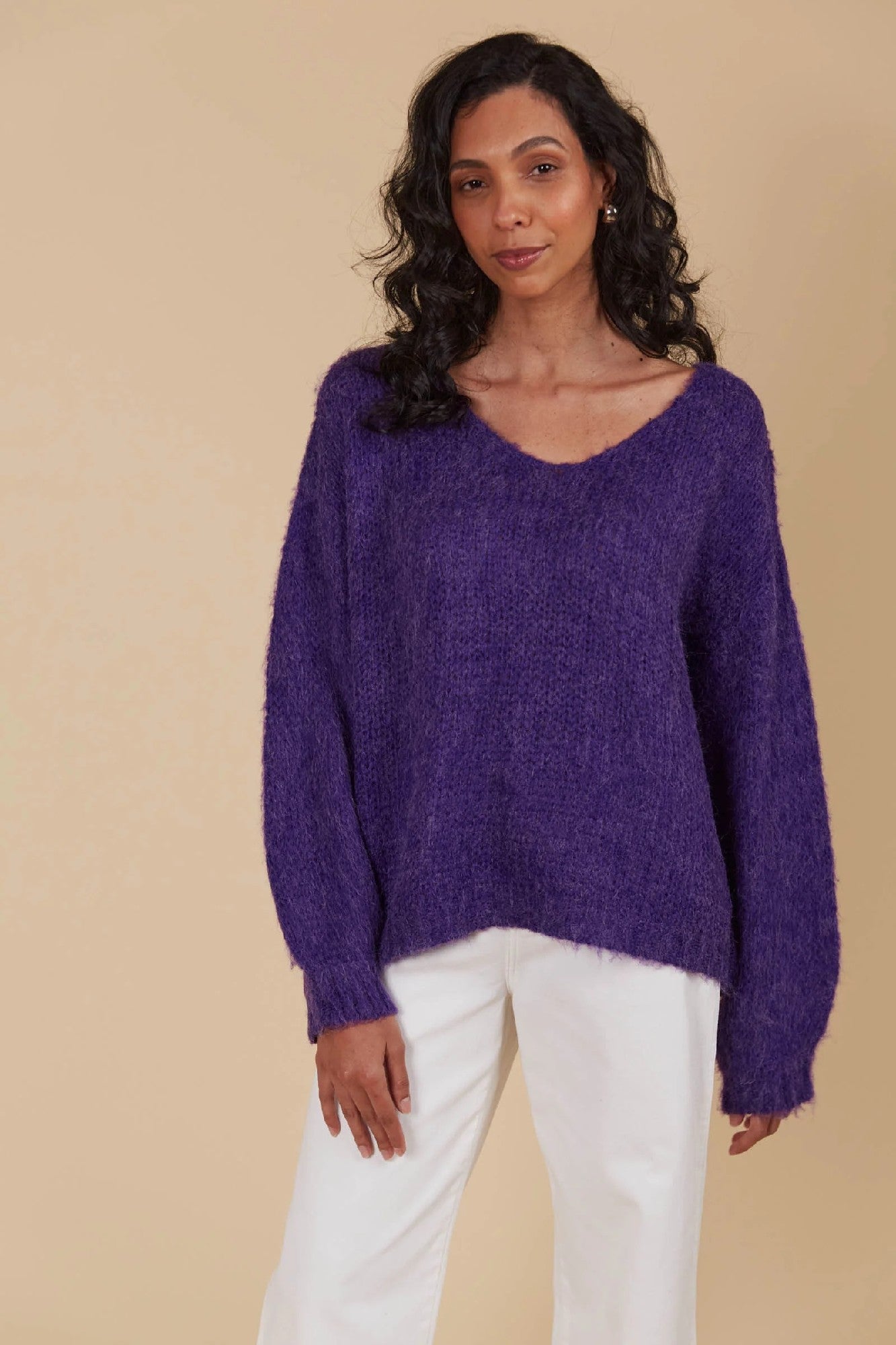Pallas Knit Jumper | V-Neck with Drop Shoulders and Mohair-Look Texture | Relaxed Hip-Length Fit for Layering