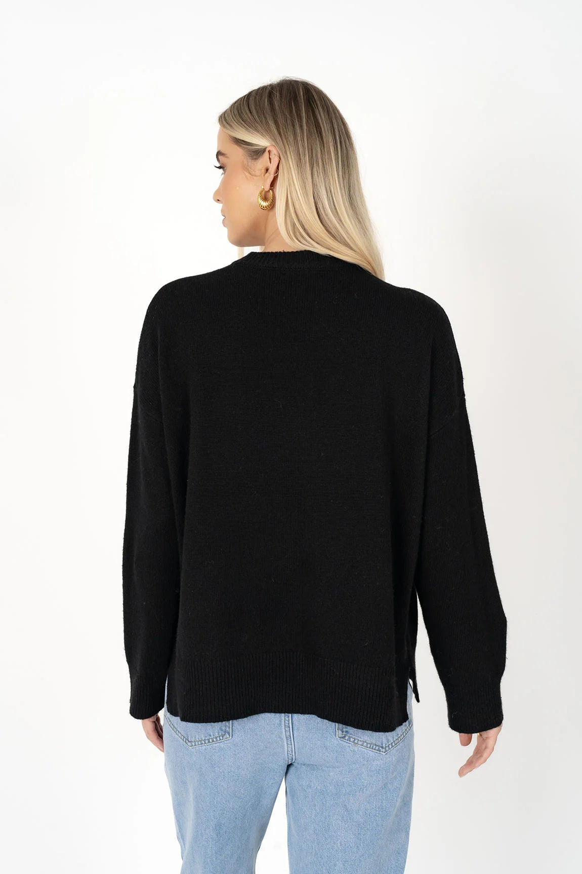 Women's black oversized knit jumper | oversized winter sweater