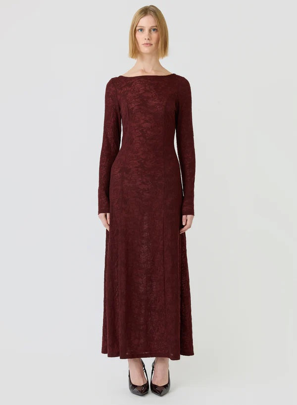 Esmaee Fallow Lace Maxi Dress mulberry | long sleeve fit and flare lace maxi dress