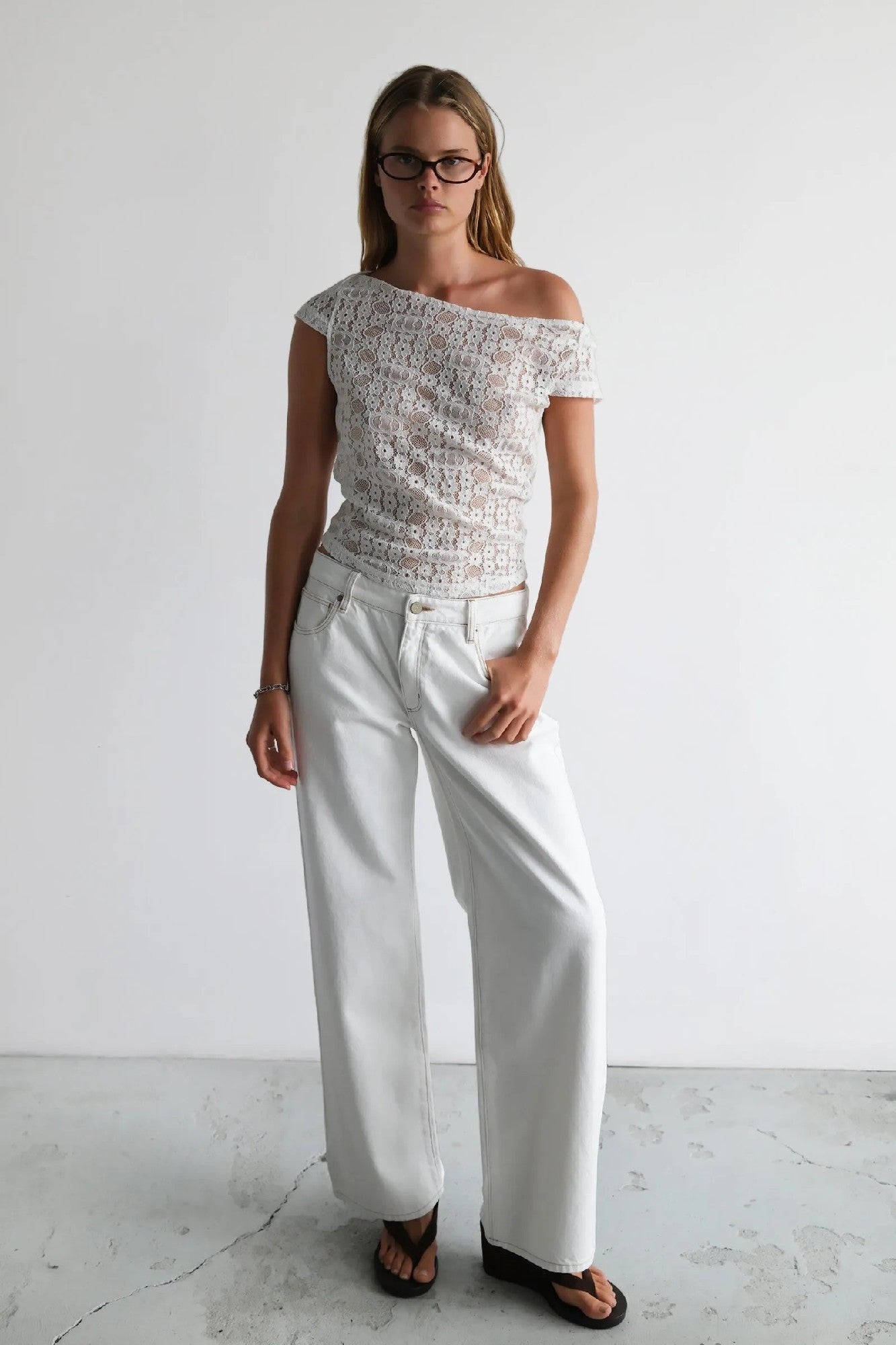 Abrand 95 Baggy Jeans in Porcelain | Women's Jeans Australia