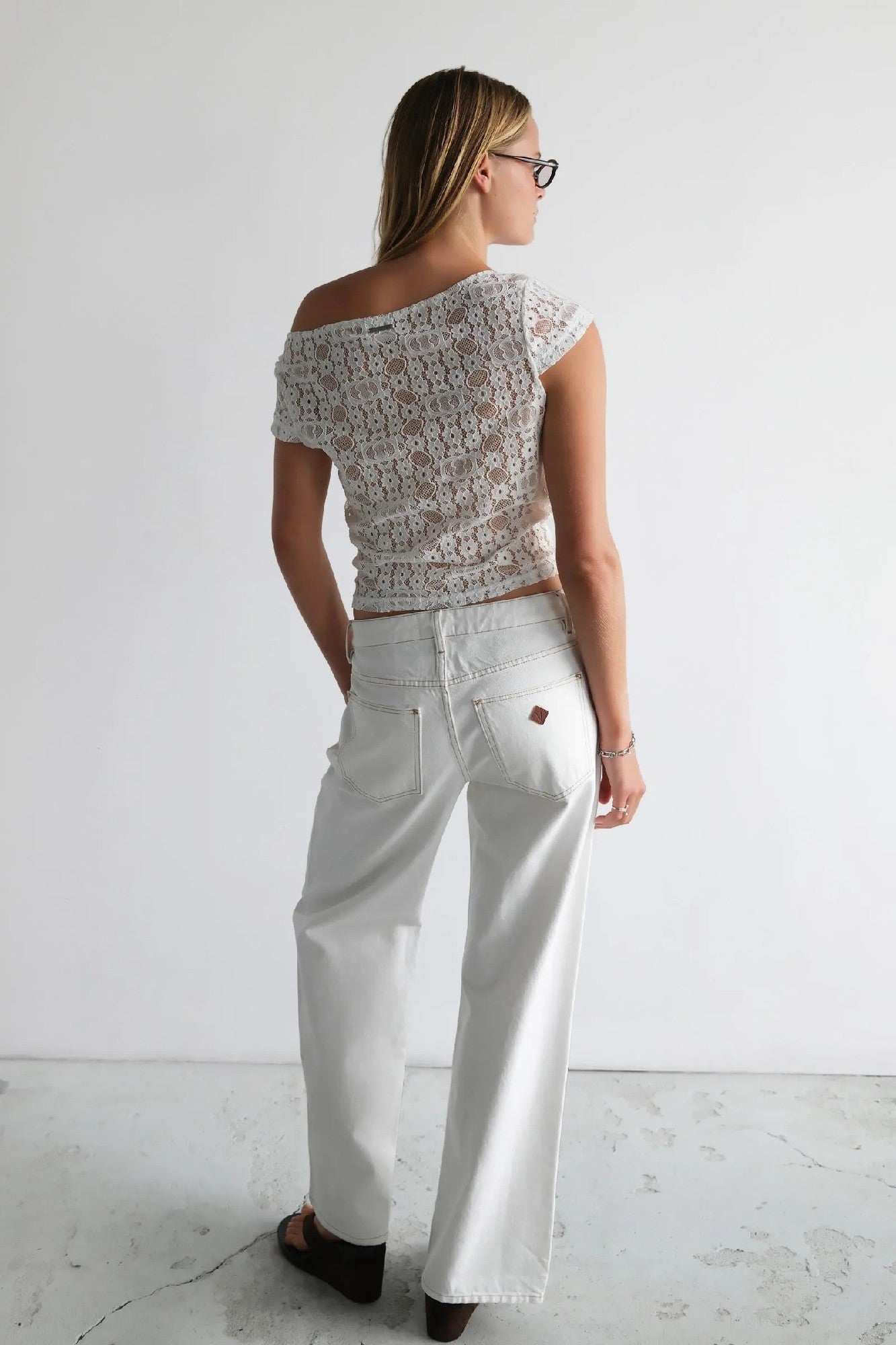 Off White Women’s Straight Leg Baggy Jeans | Little Extras Lifestyle Australia