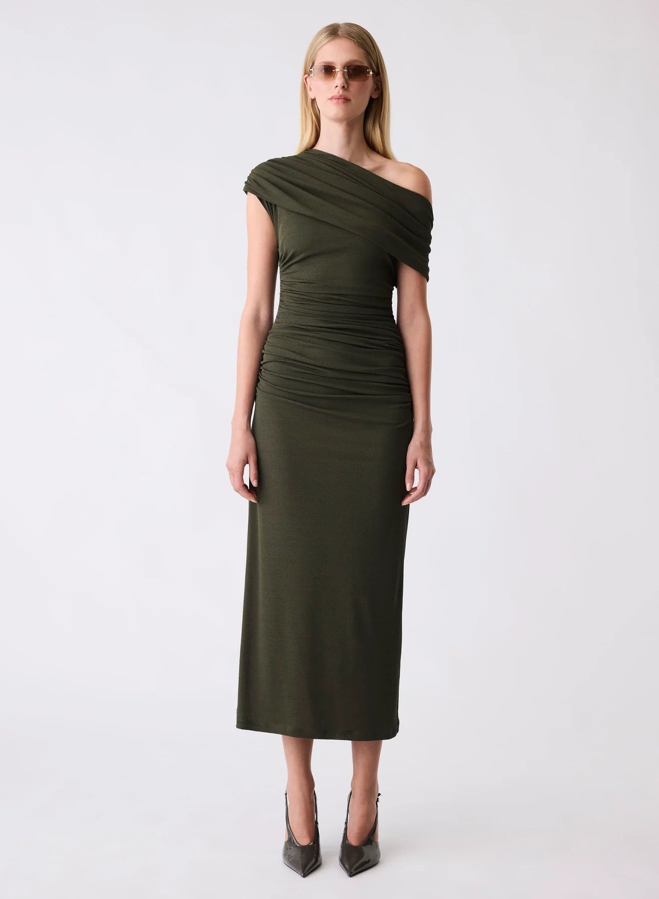 Esmaee Pause one shoulder midi dress khaki