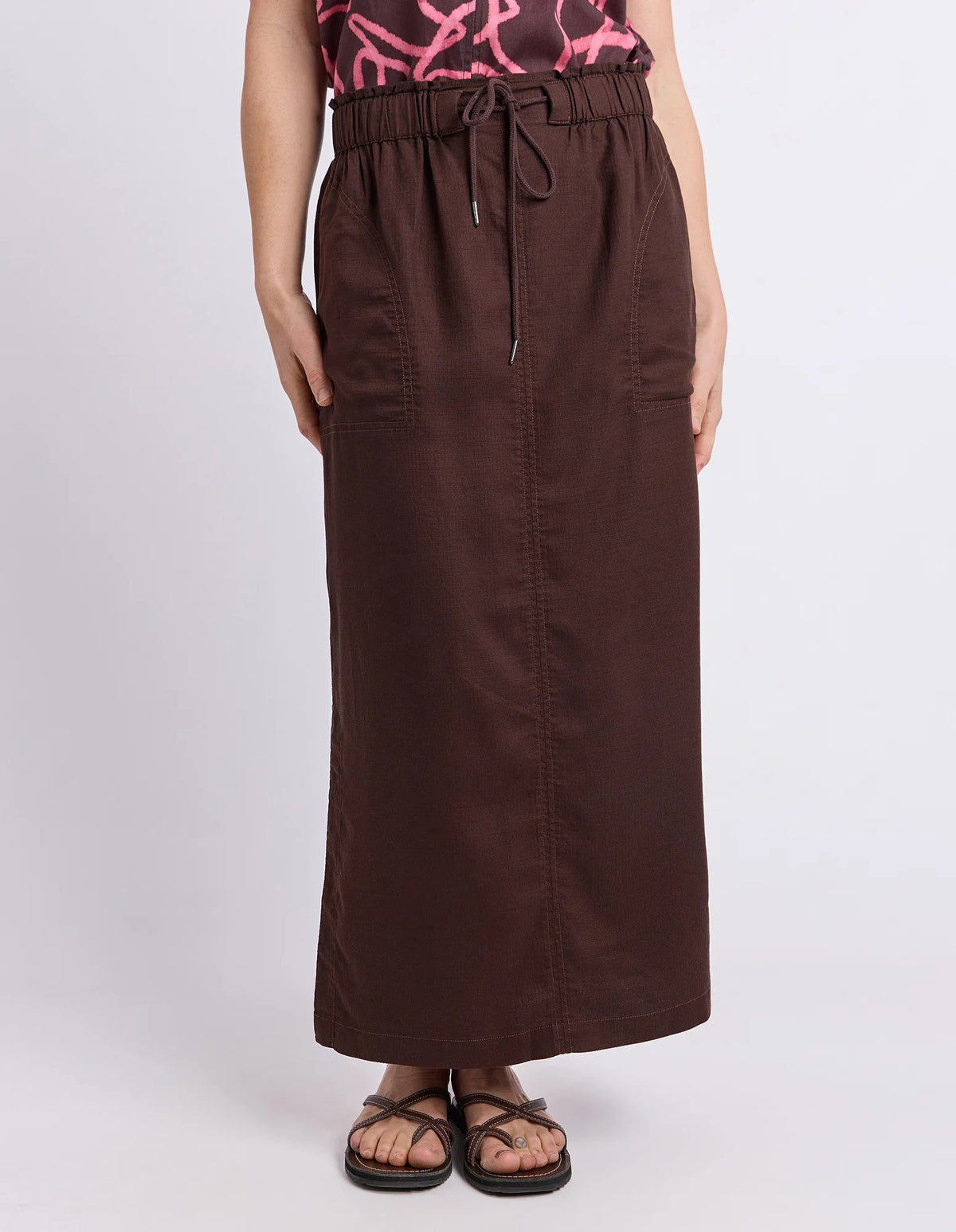 Elm Relaxed Fit Brown Maxi Skirt with Utility Pockets and Side Split