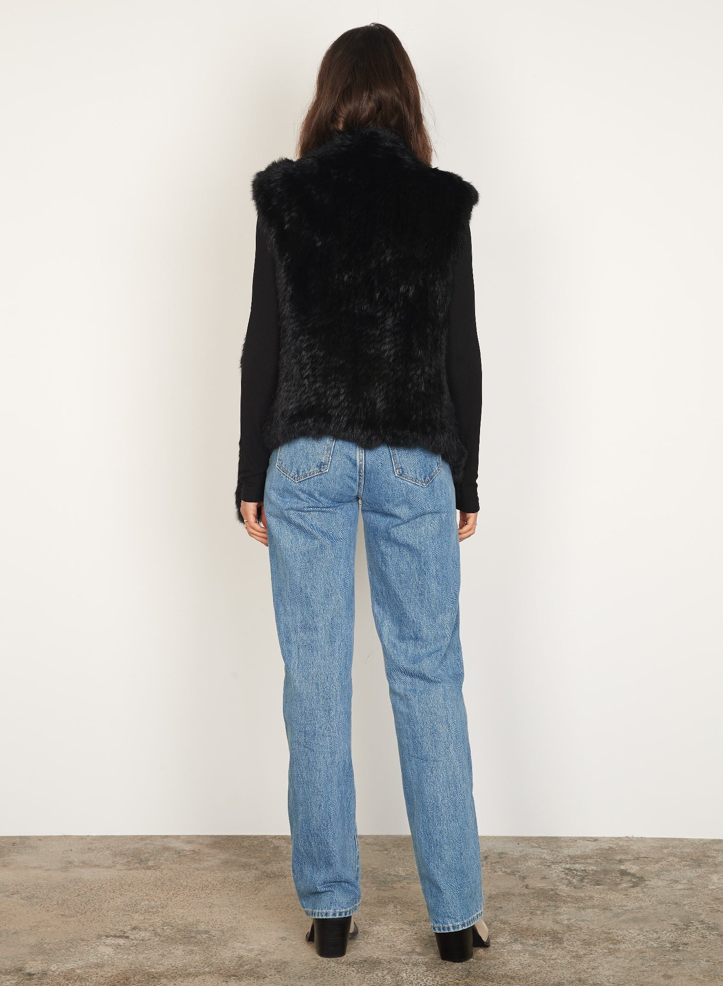 Esmaee Ora Fur Vest [COLOUR:Black SIZE:XS]