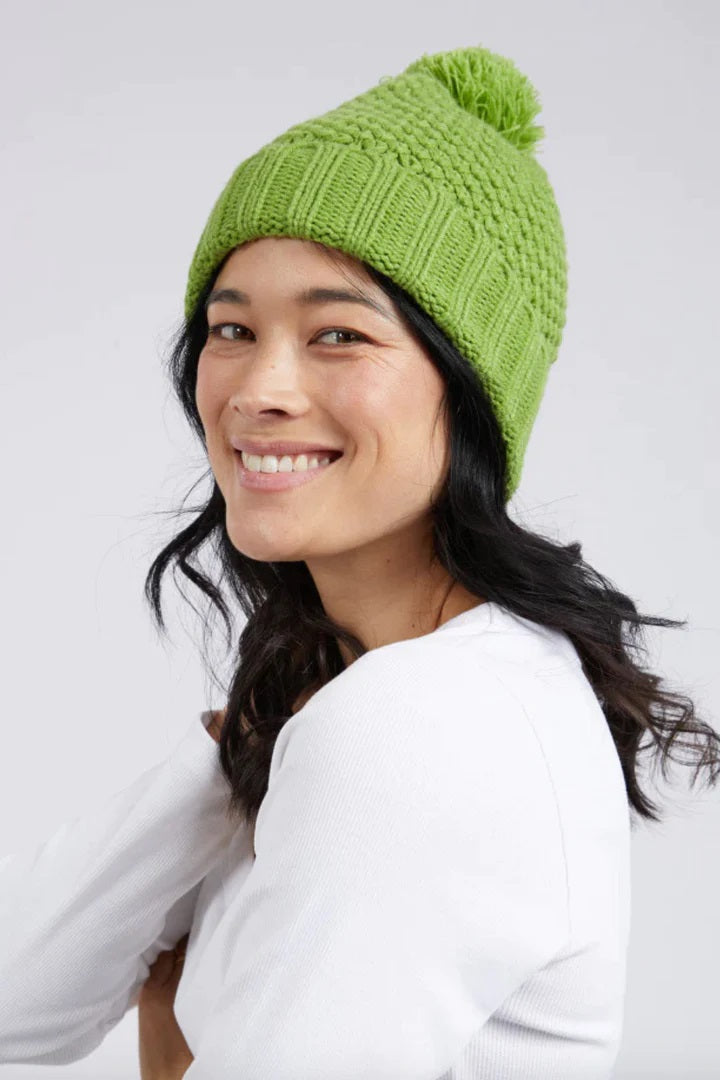 Elm Berry Beanie - Jungle Green