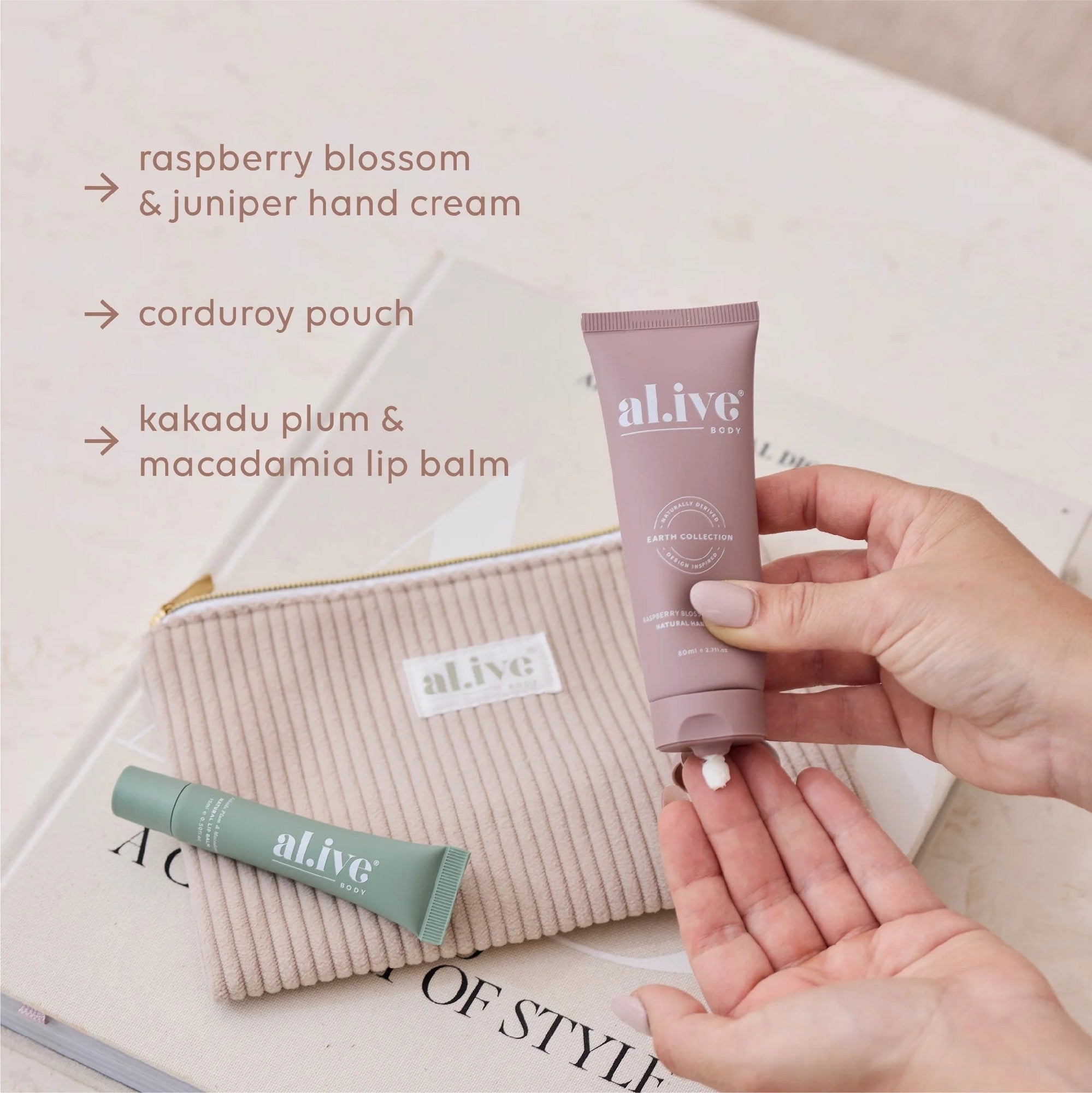 Al.ive Body Lip Gift Set - A Moment To Bloom