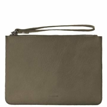 Cobb & Co Mossman Leather Clutch - Little Extras Lifestyle Boutique