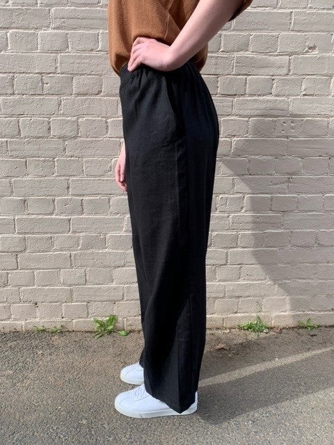 Carbon Darcy Pant - Little Extras Lifestyle Boutique
