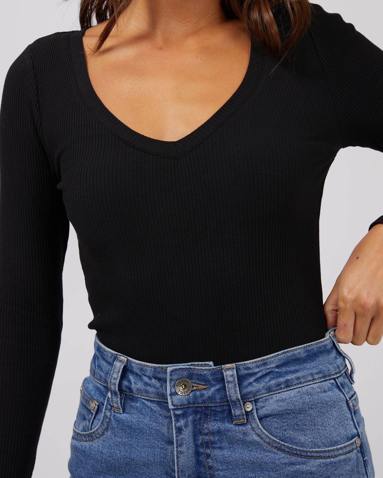 Silent Theory Lily Long Sleeve [COLOUR:Black SIZE:6]