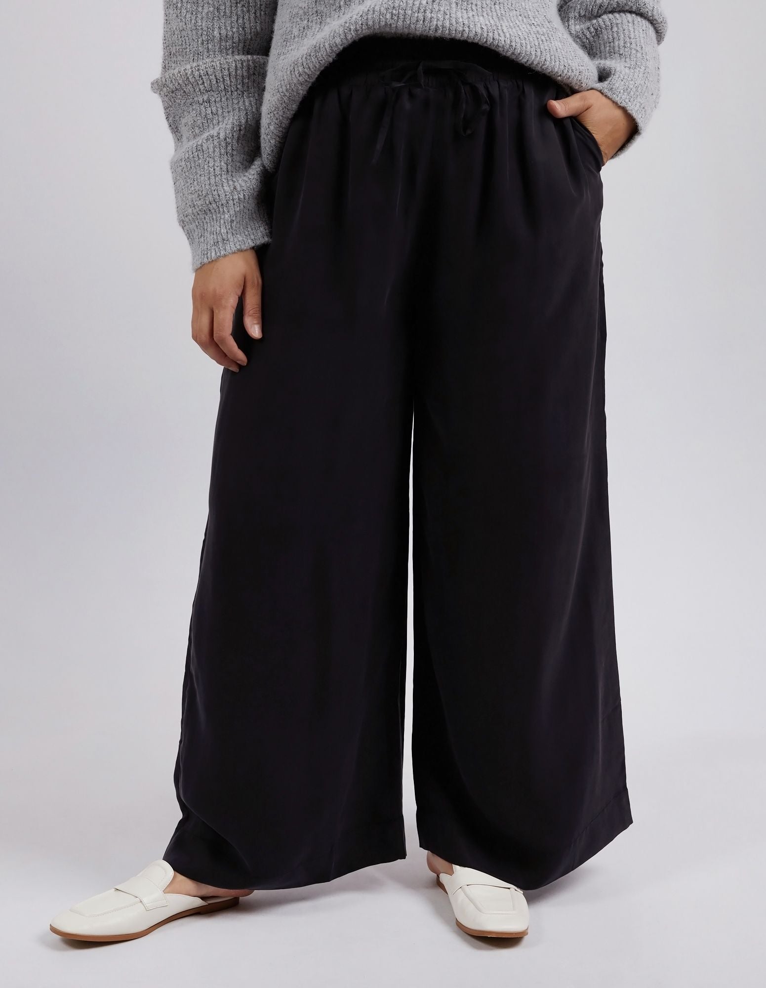 Elm Callie Wide Leg Pant [COLOUR:Black SIZE:8]