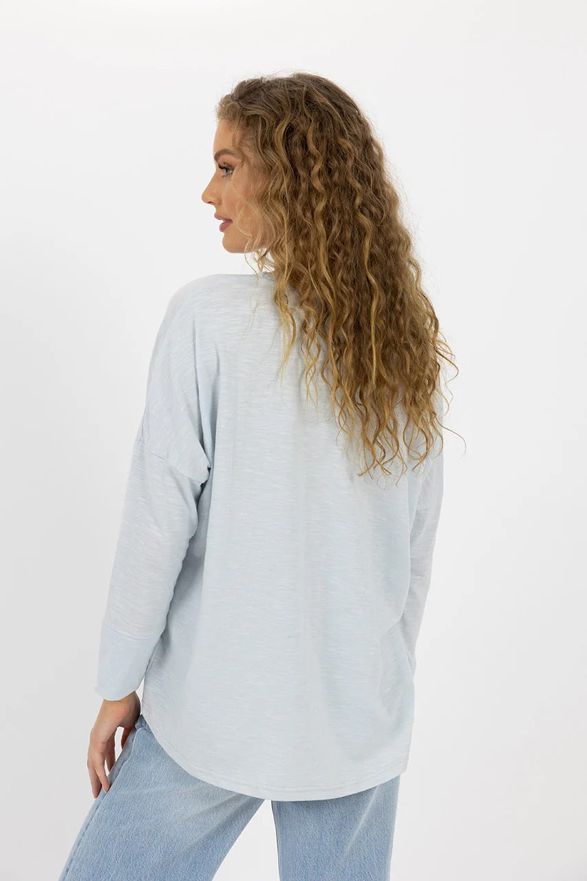 Humidity Dippy L/S Tee [COLOUR:Ice Blue  SIZE:S/m]