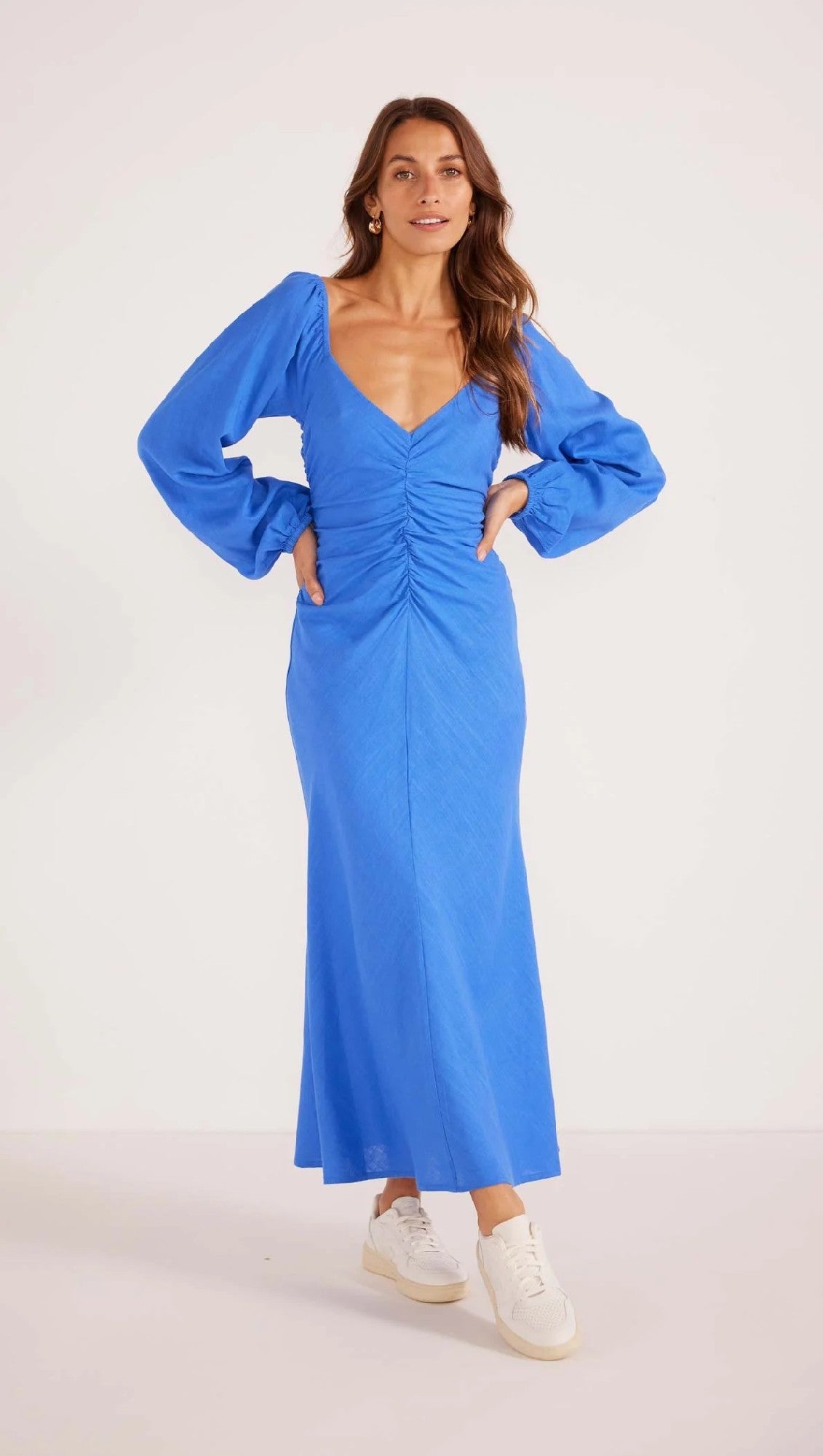 MinkPink Phoebe Ruched Midi Dress [COLOUR:Sapphire SIZE:XS]