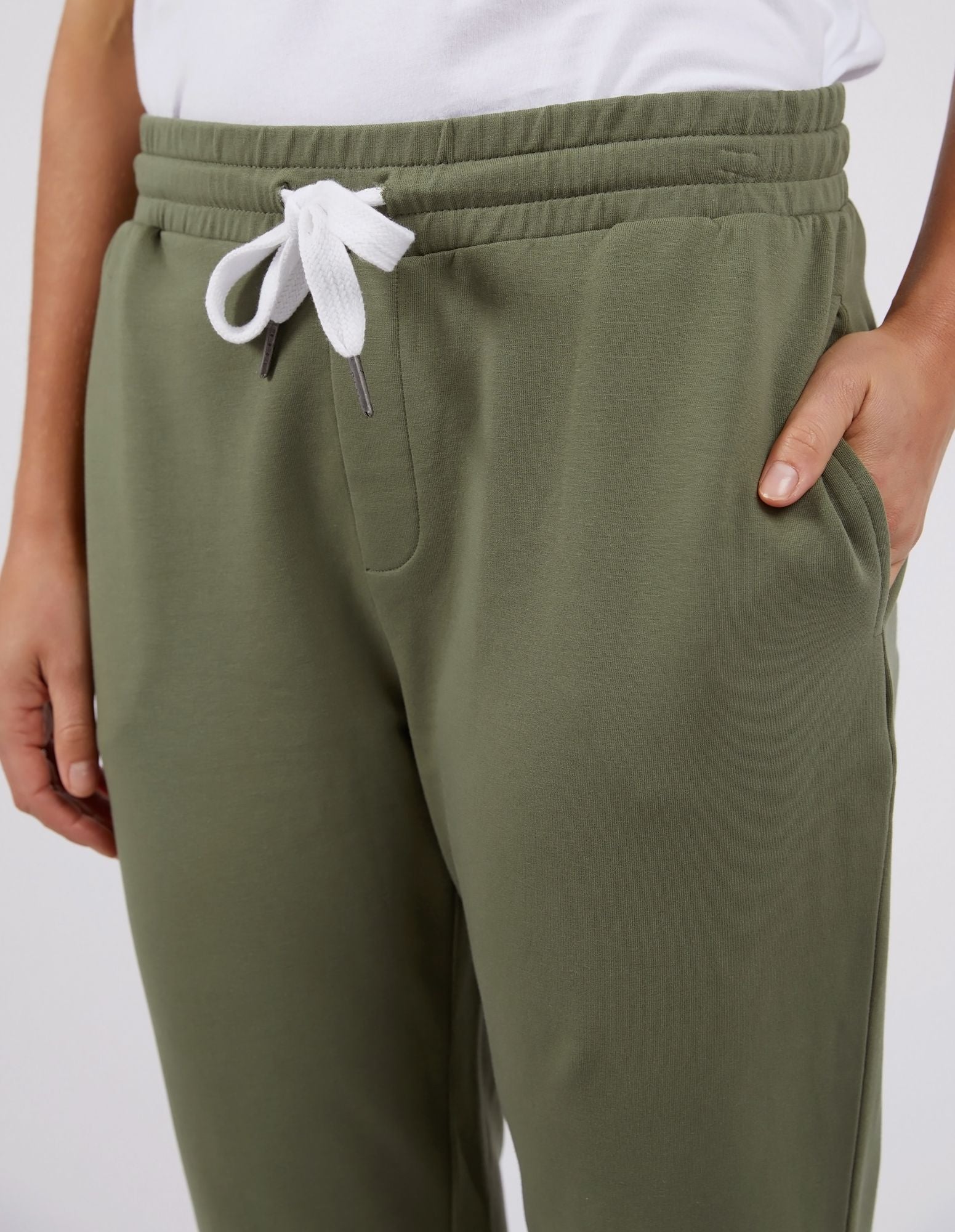 Elm The Lobby Pant [COLOUR:Khaki SIZE:6]