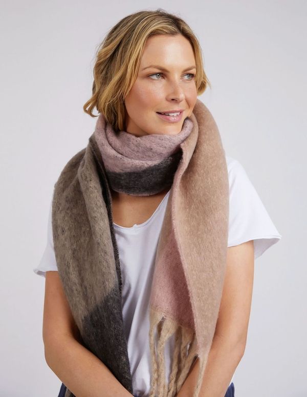 Elm Blush Scarf - Pink