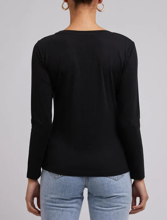 Silent Theory Harper Long Sleeve [COLOUR:Black SIZE:6]