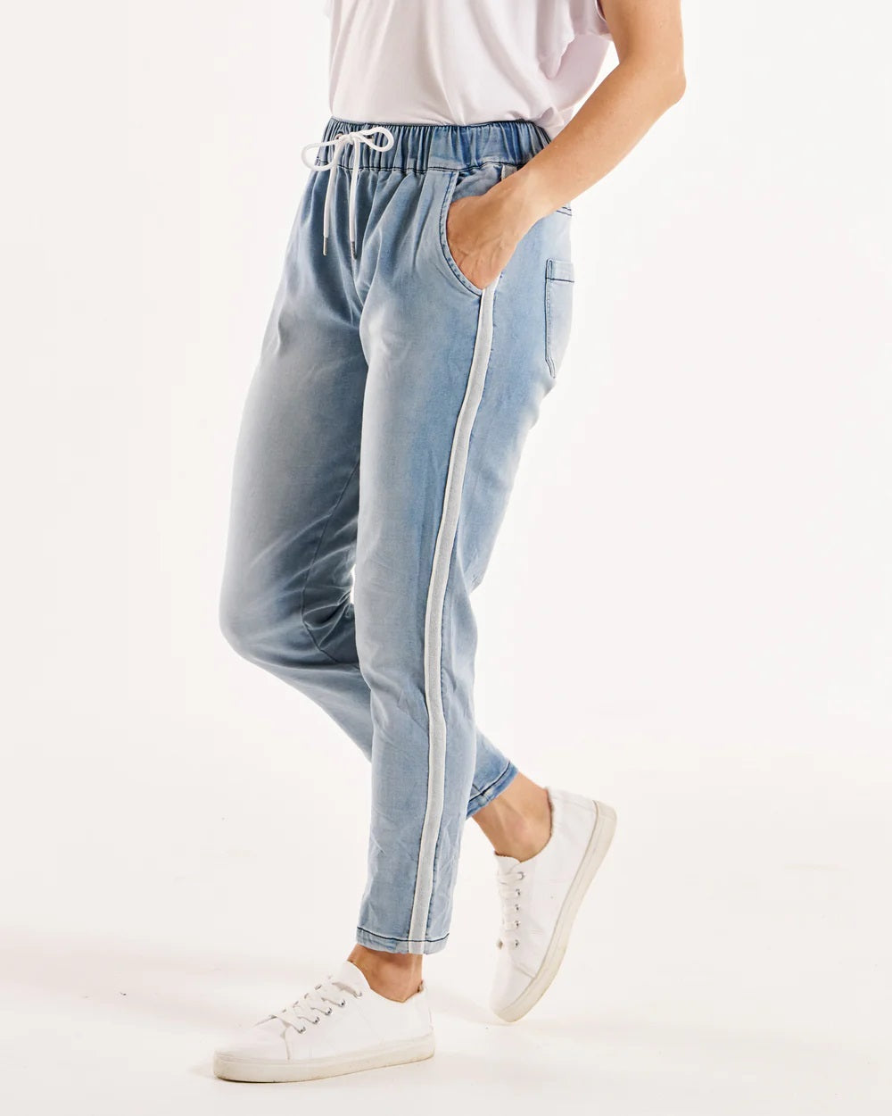 Betty Basics Brooks Jean [COLOUR:Washed Blue  SIZE:8]