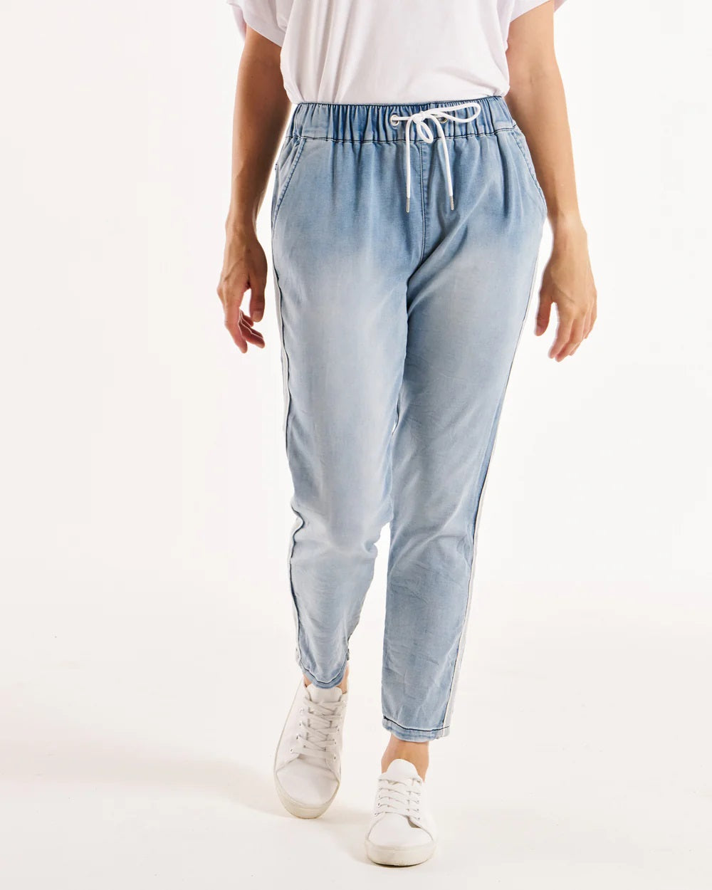 Betty Basics Brooks Jean [COLOUR:Washed Blue  SIZE:8]