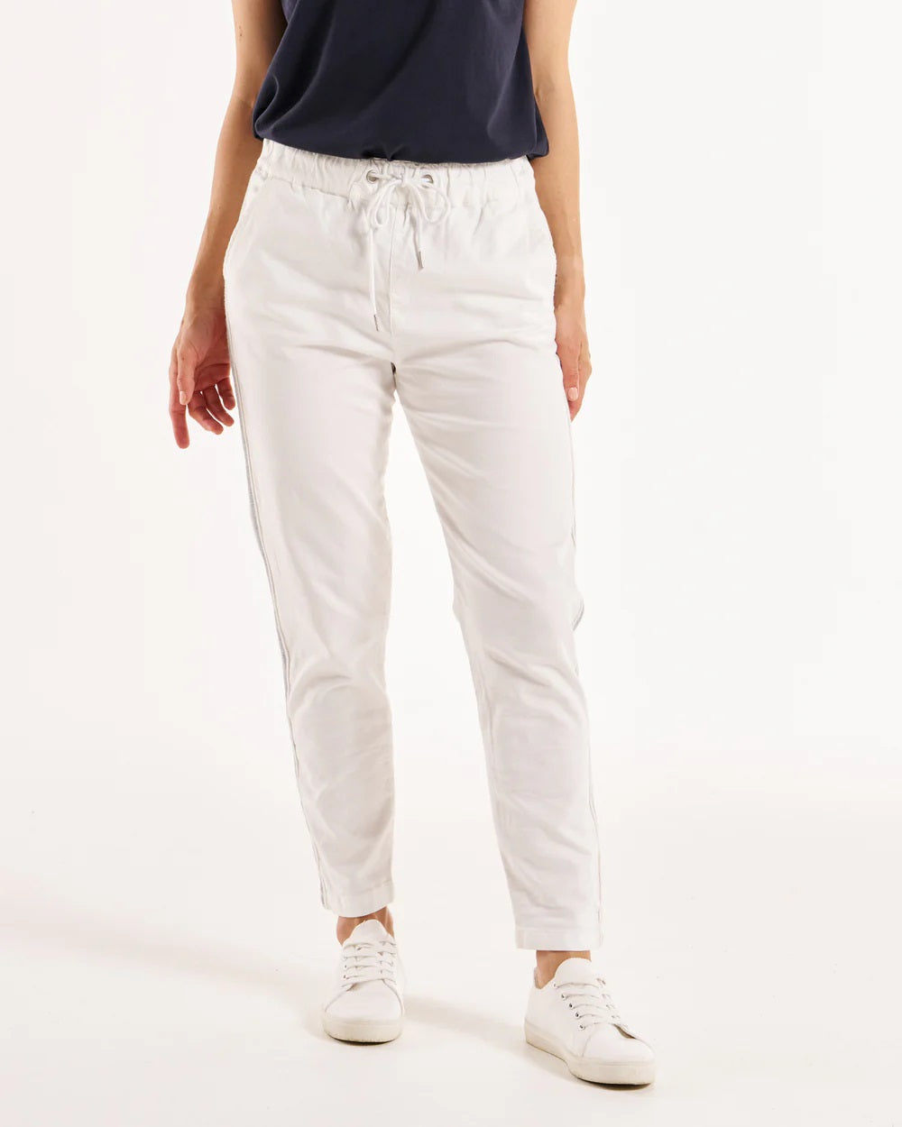 Betty Basics Brooks Jean [COLOUR:White SIZE:8]