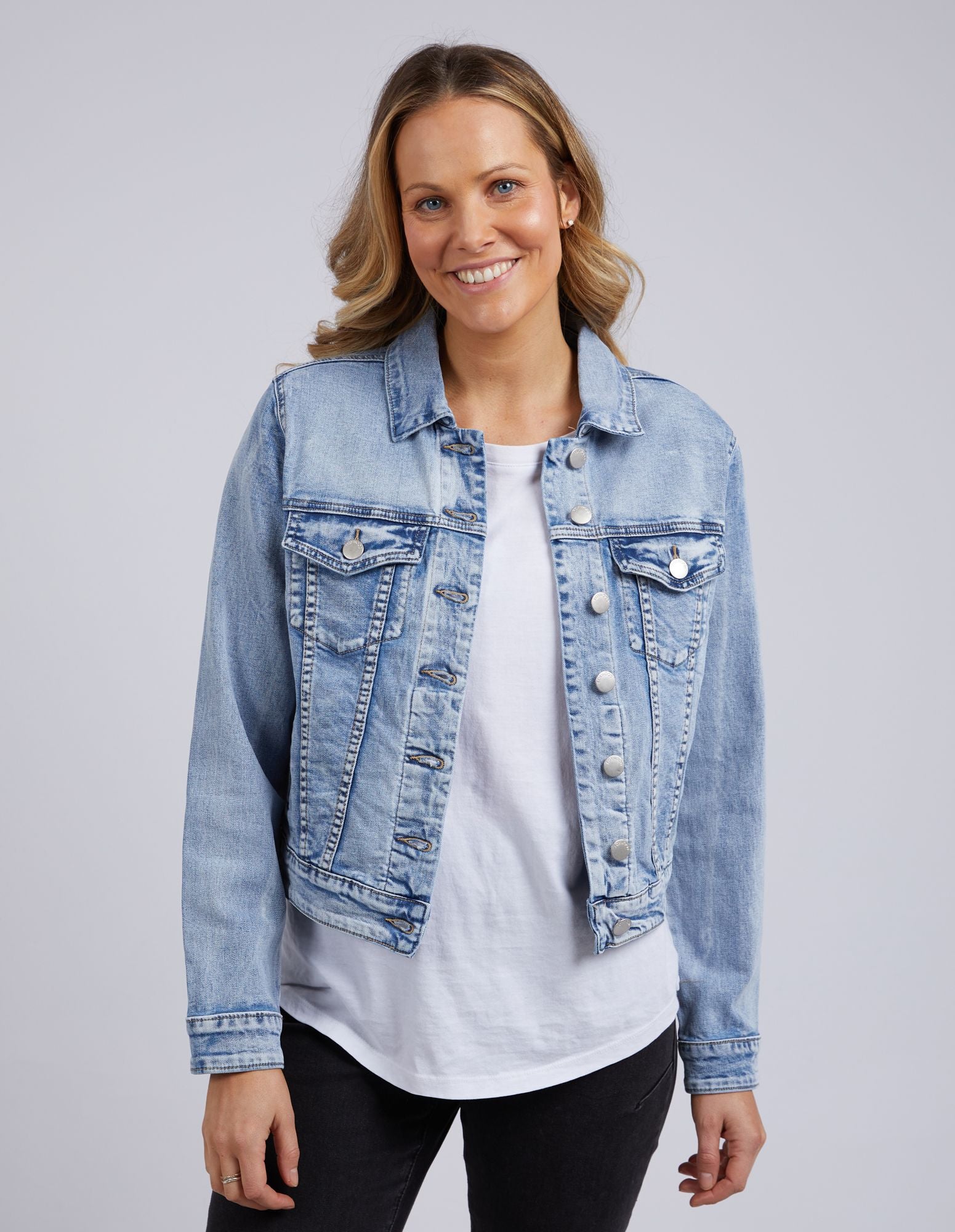 Foxwood Georgia Denim Jacket Light Blue Wash Women's Jackets