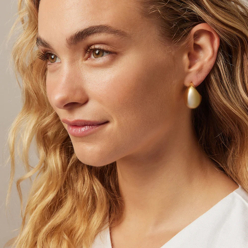 Jolie & Deen Elen Earrings [COLOUR:Yellow Gold]