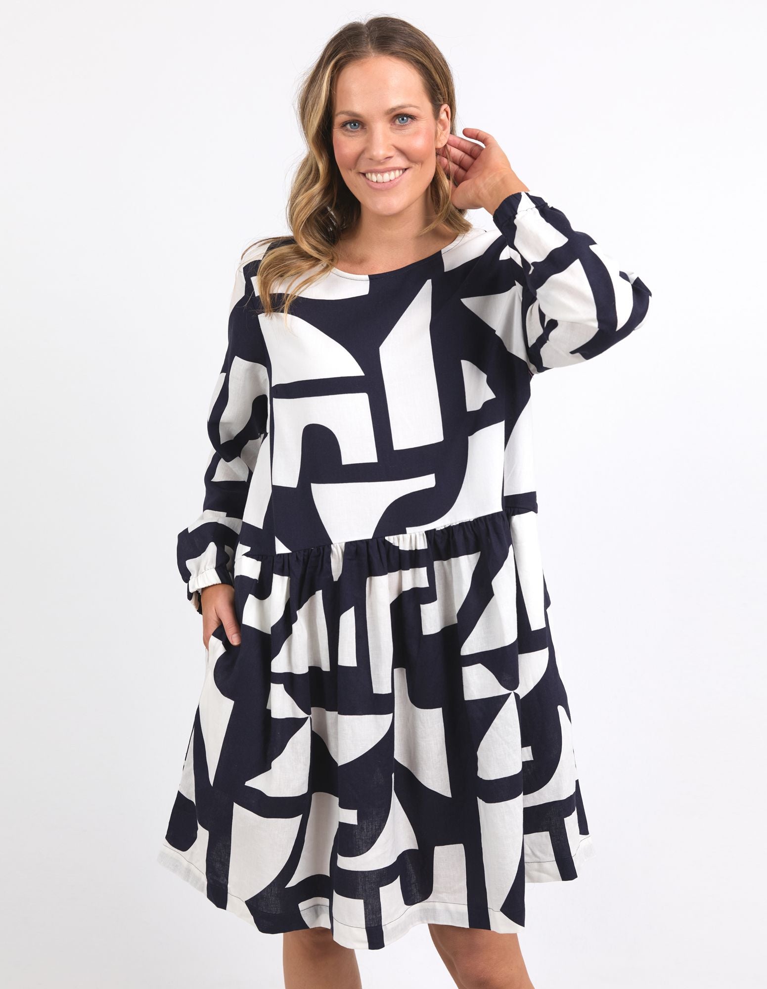 Elm Dali Dress [COLOUR:Midnight Abstract SIZE:8]