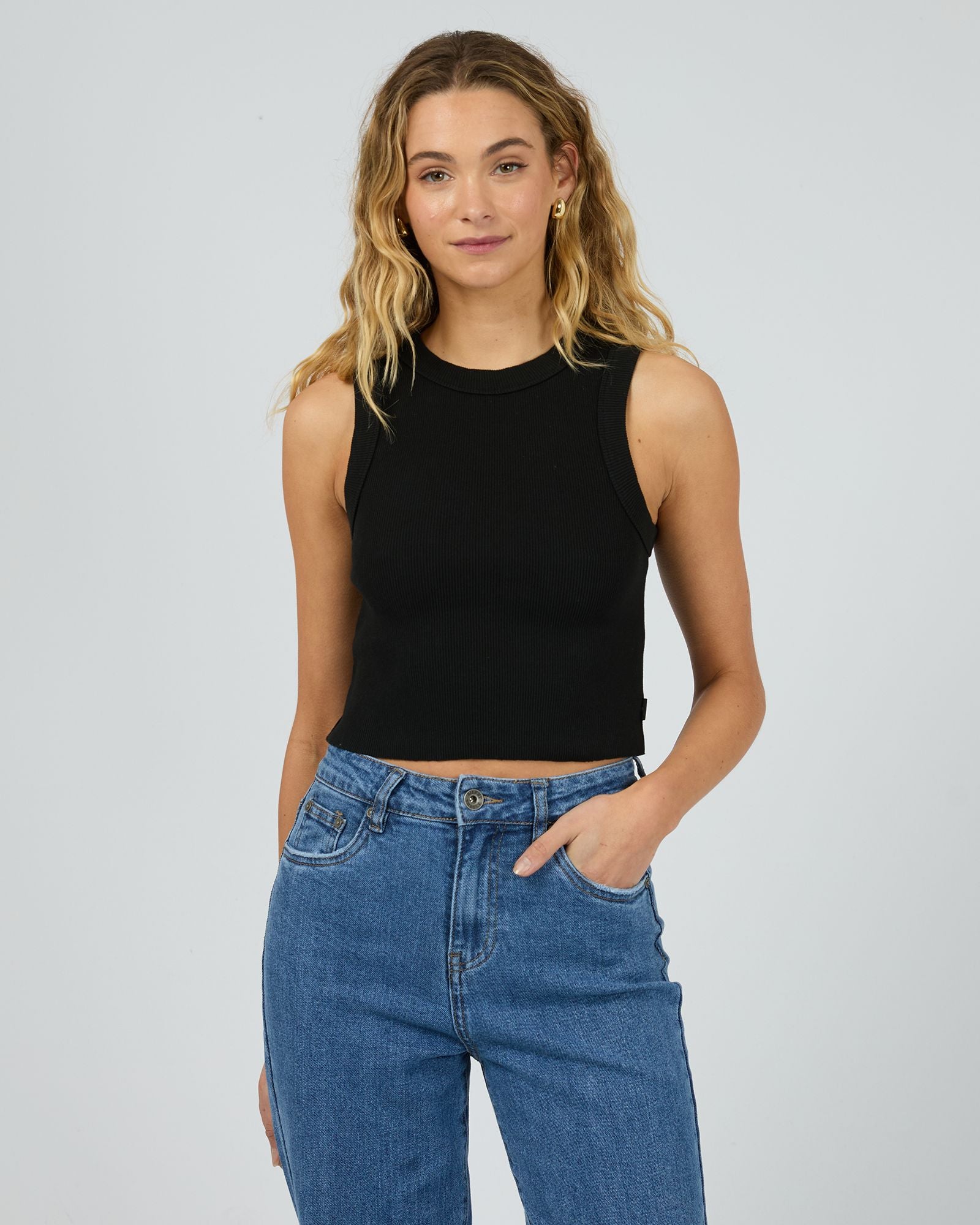 Silent Theory Pia Crop Tank [COLOUR:Black SIZE:6]