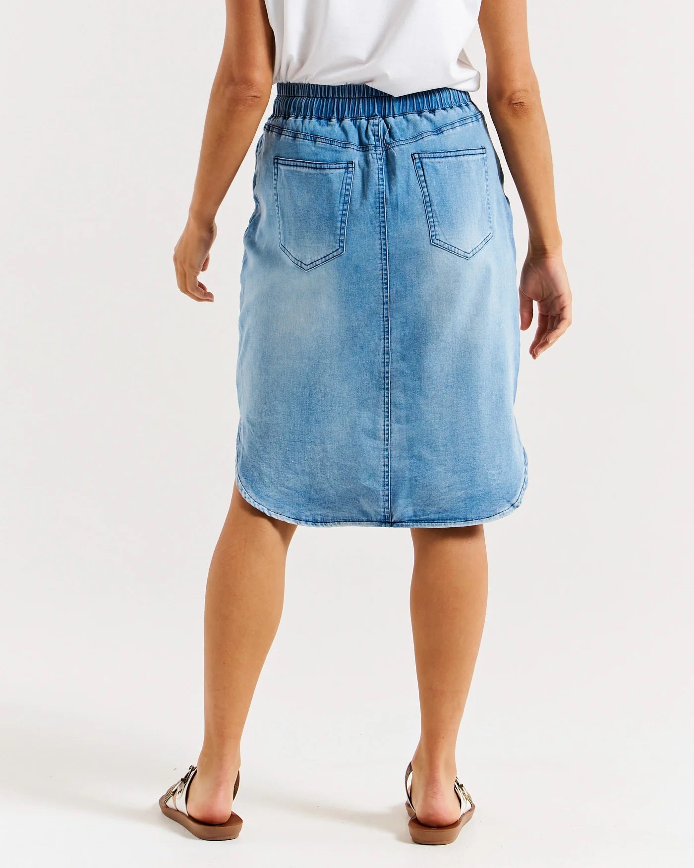 Betty Basics Alina Denim skirt [COLOUR:Denim blue SIZE:6]