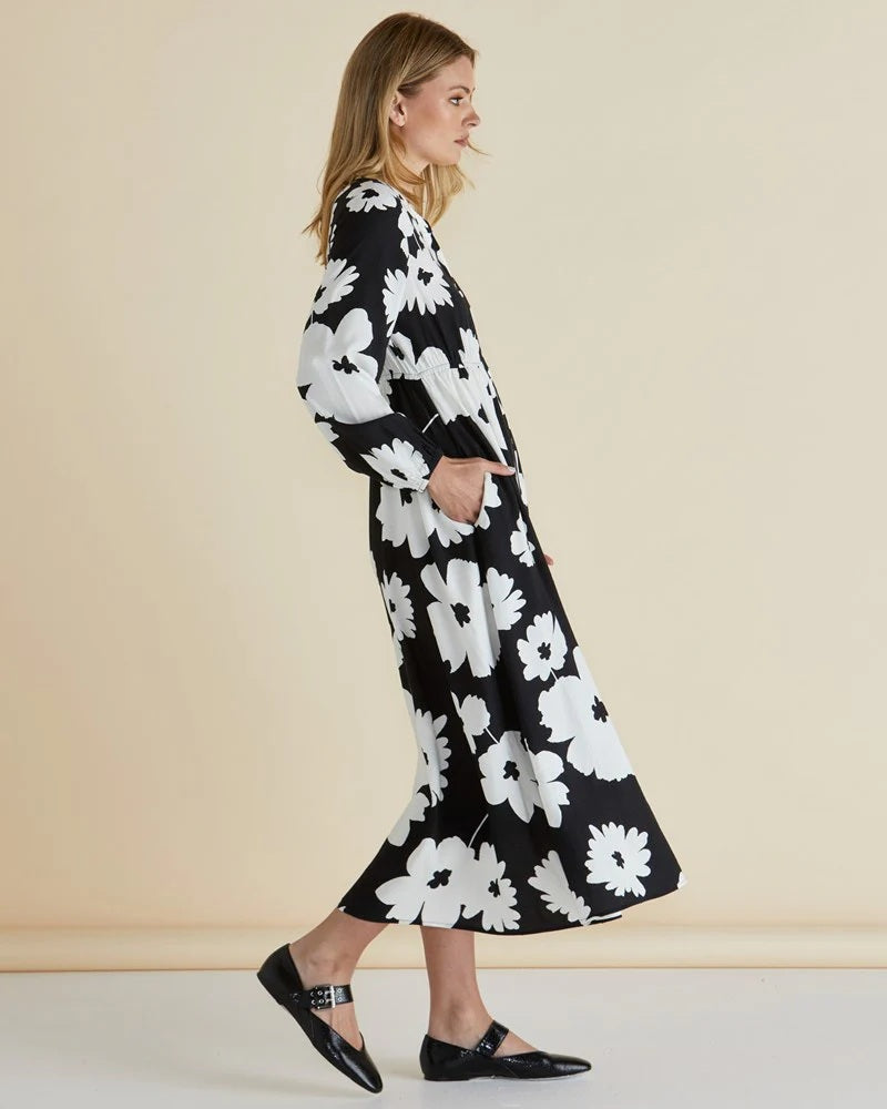 Betty Basics Aries Dress [COLOUR:monochrome floral SIZE:10]