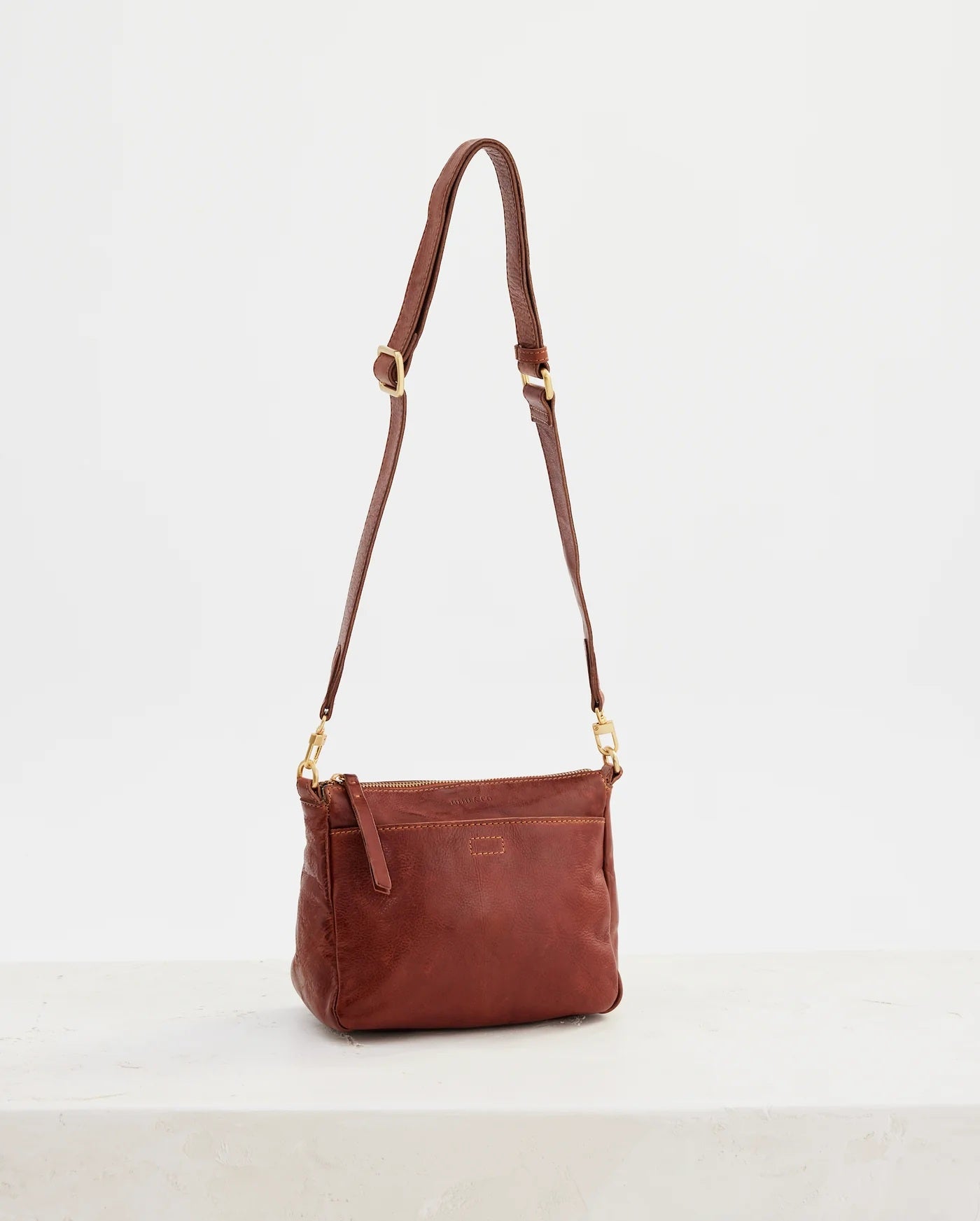 Juju & Co Frida Crossbody Bag [COLOUR:Tan]