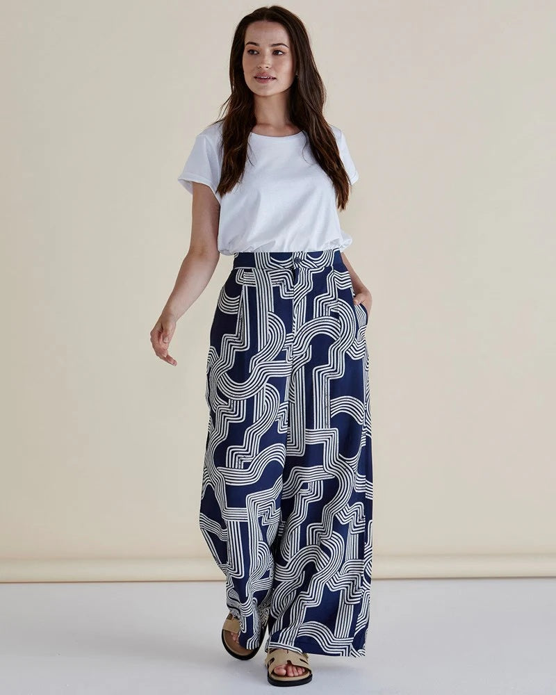 Betty Basics Zander Pant [COLOUR:Navy Geo SIZE:8]