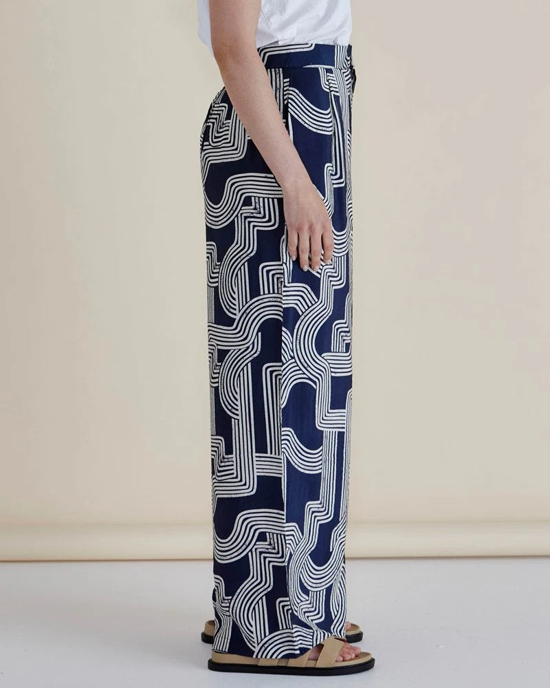Betty Basics Zander Pant [COLOUR:Navy Geo SIZE:8]