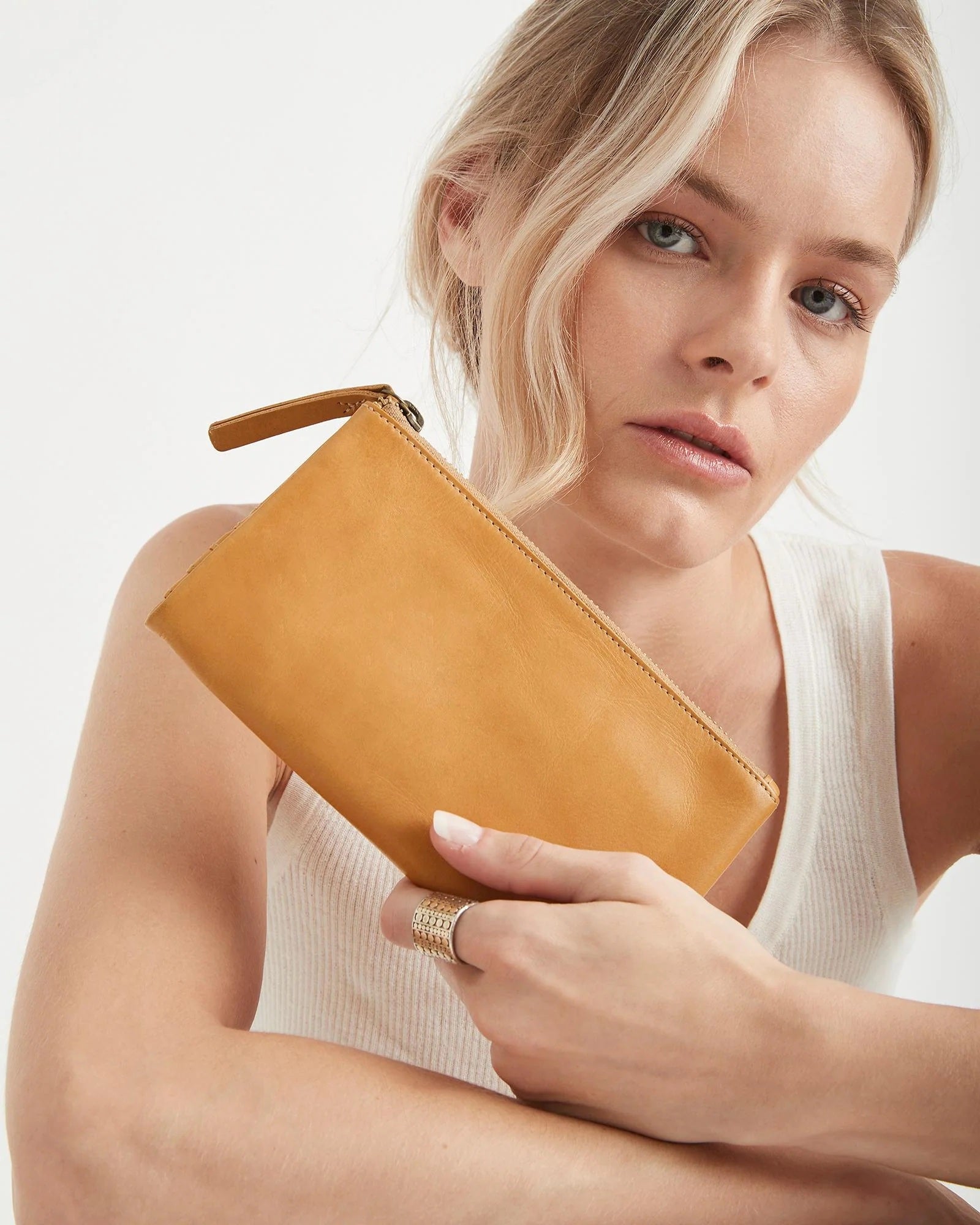 Juju & Co Large Capri Wallet [COLOUR:Tan]