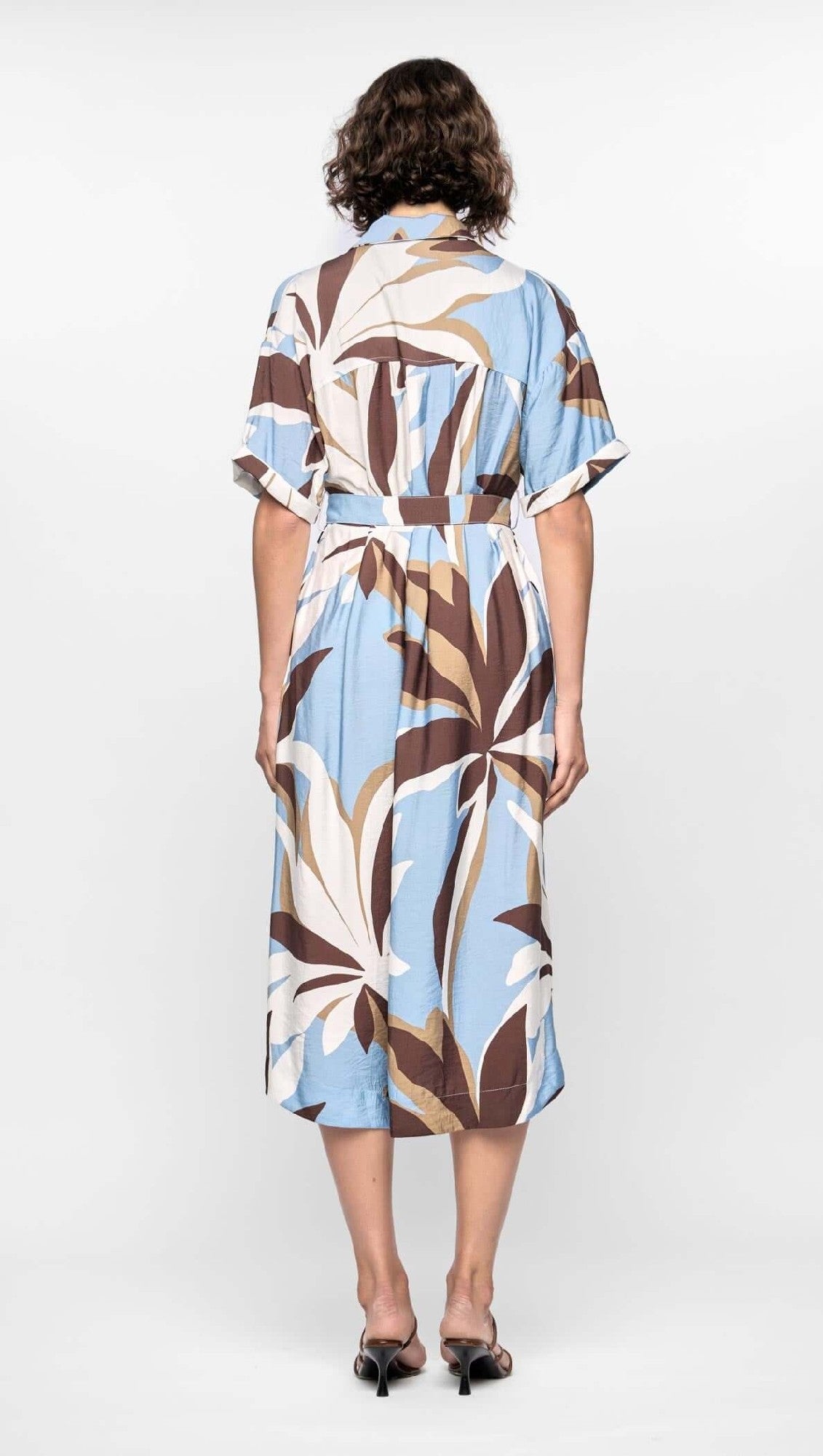 Staple The Lable Maeve Midi Shirt Dress [COLOUR:resort floral SIZE:S]
