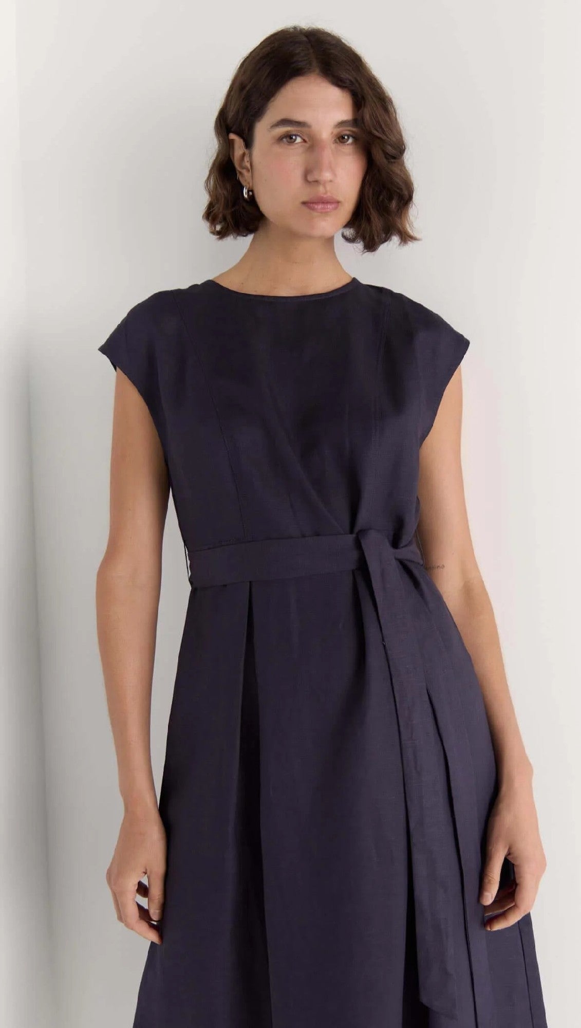 Staple The Lable Rhea Midi Dress [COLOUR:Navy SIZE:S]