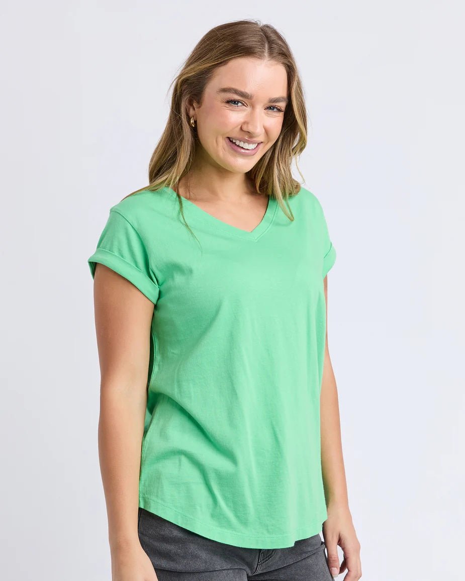 Foxwood Manly Vee Tee [COLOUR:irish green SIZE:10]