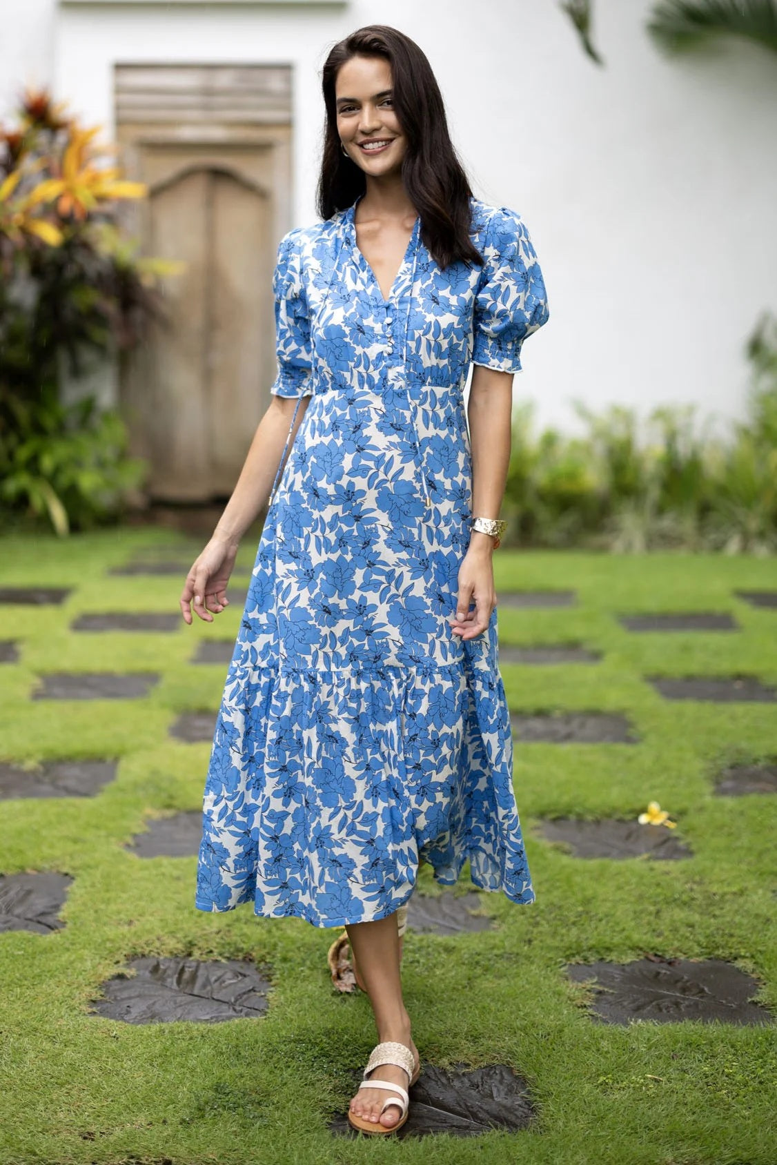 Humidity Fleur Midi Dress [COLOUR:blue/stone SIZE:S]