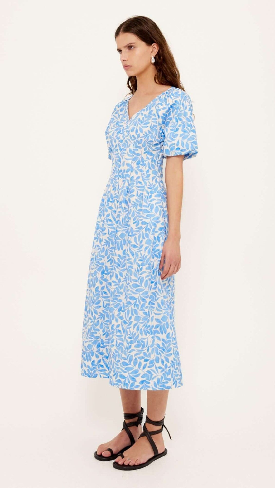 Staple the Label Solea V neck Midi Dress [COLOUR:blue leaf SIZE:XS]