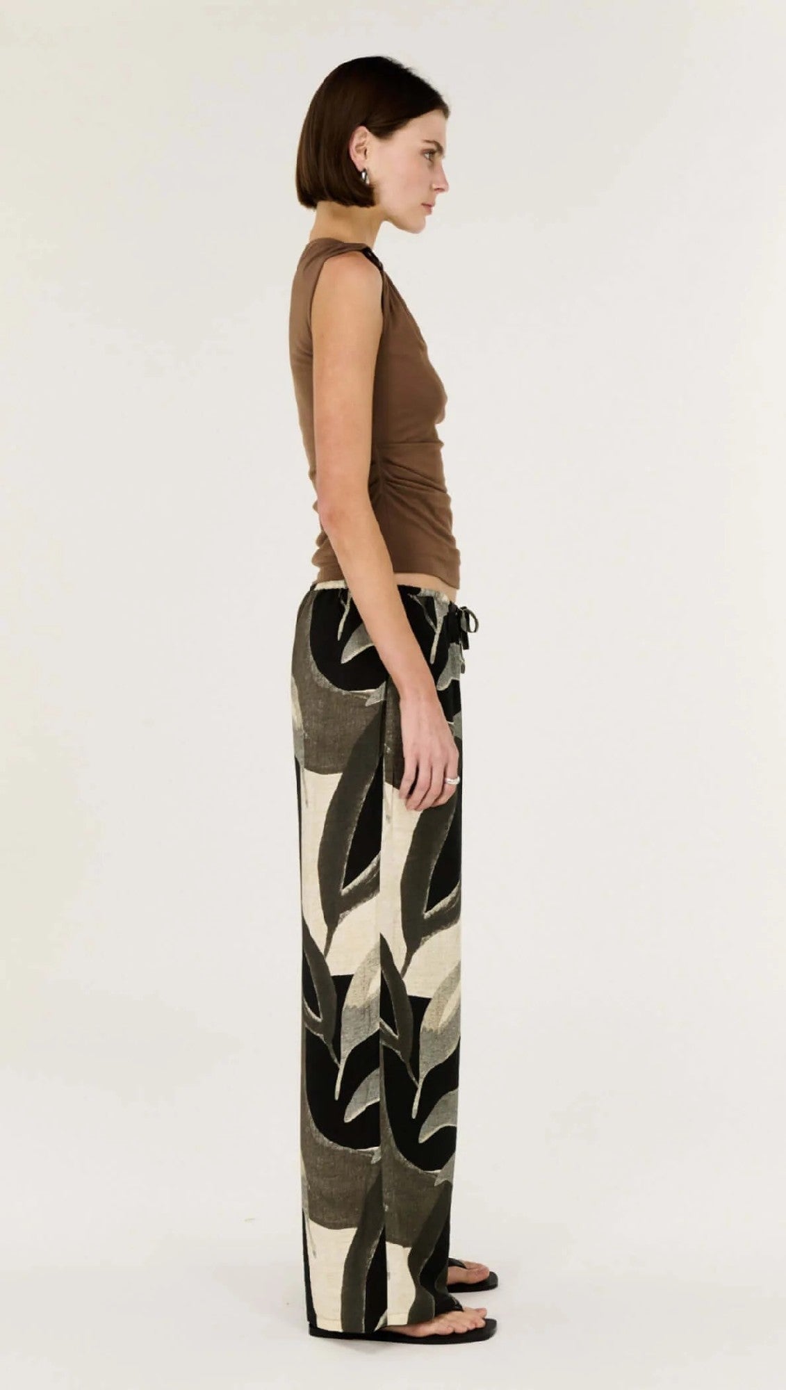 Staple the Lable Leona Relaxed Pant [COLOUR:dark Leaf Garden SIZE:S]