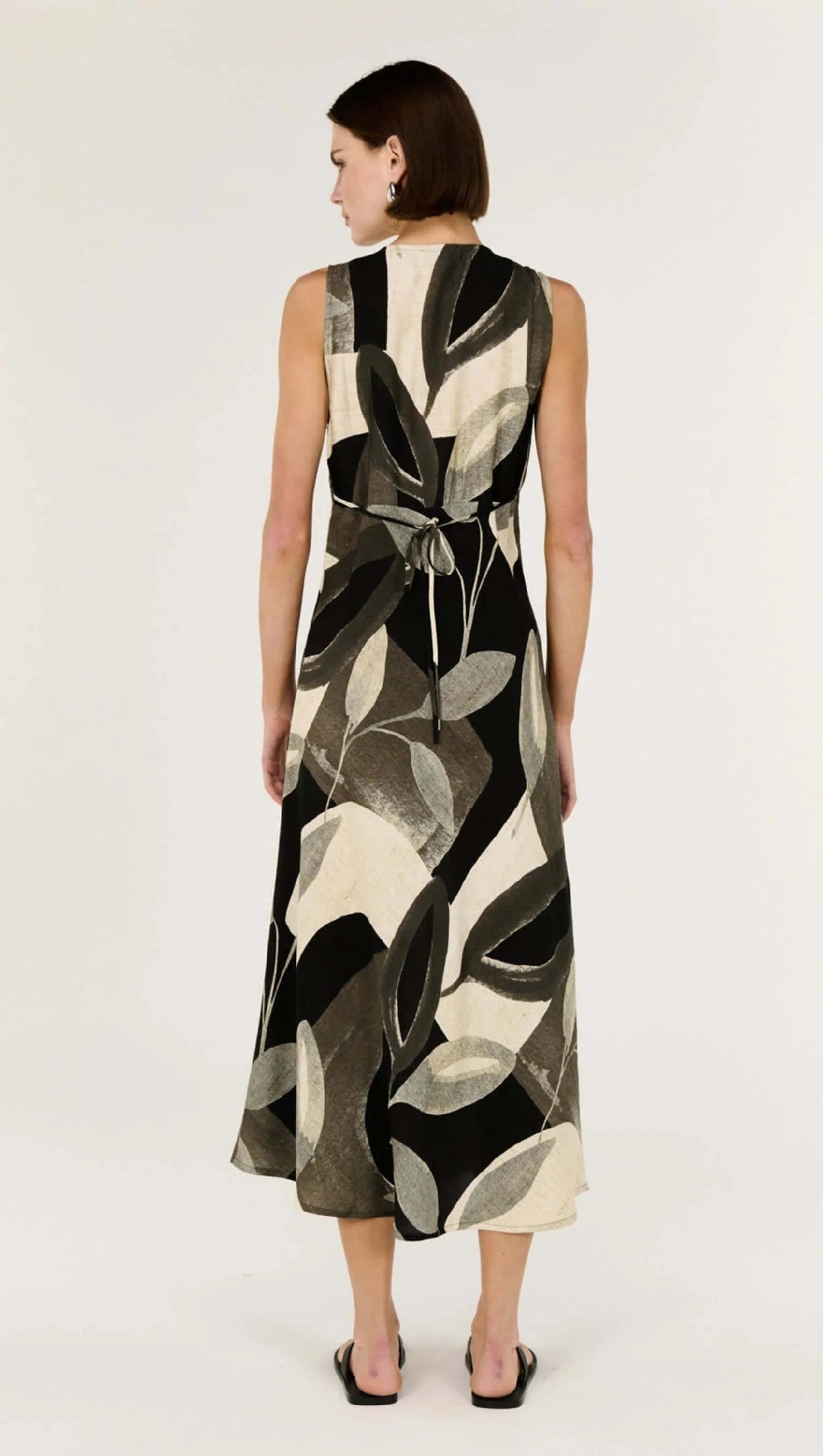 Staple the Lable Leona Bias Midi Dress [COLOUR:dark Leaf Garden SIZE:S]