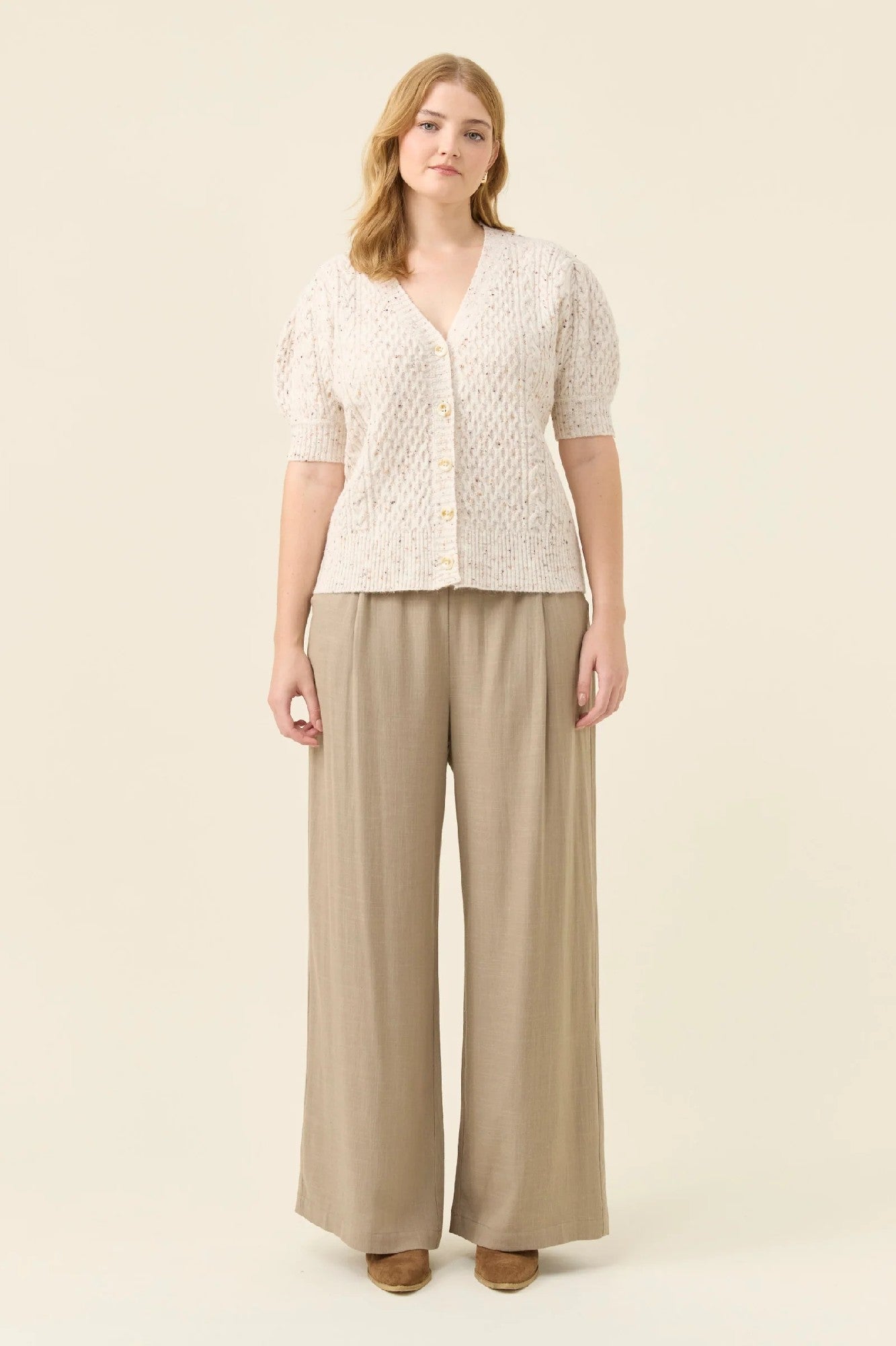 Isle Of Mine Mckenna Short Sleeve Cardigan [COLOUR:Ivory SIZE:XS]