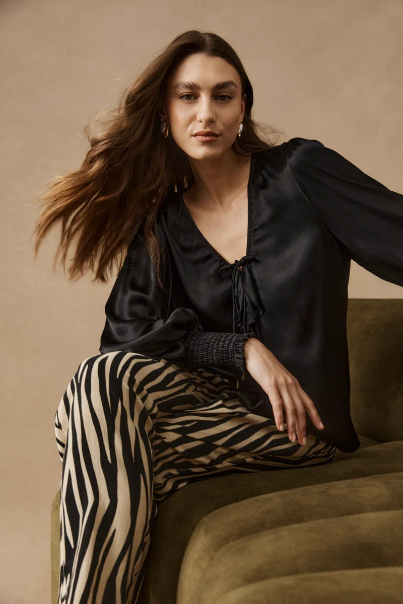 Eb & Ive San Frill Top [COLOUR:Black SIZE:XS]