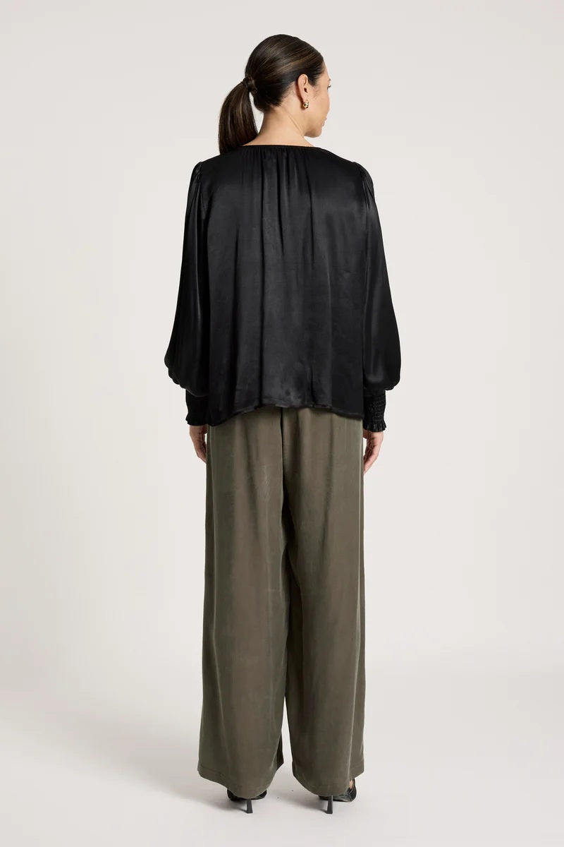 Eb & Ive San Frill Top [COLOUR:Black SIZE:XS]