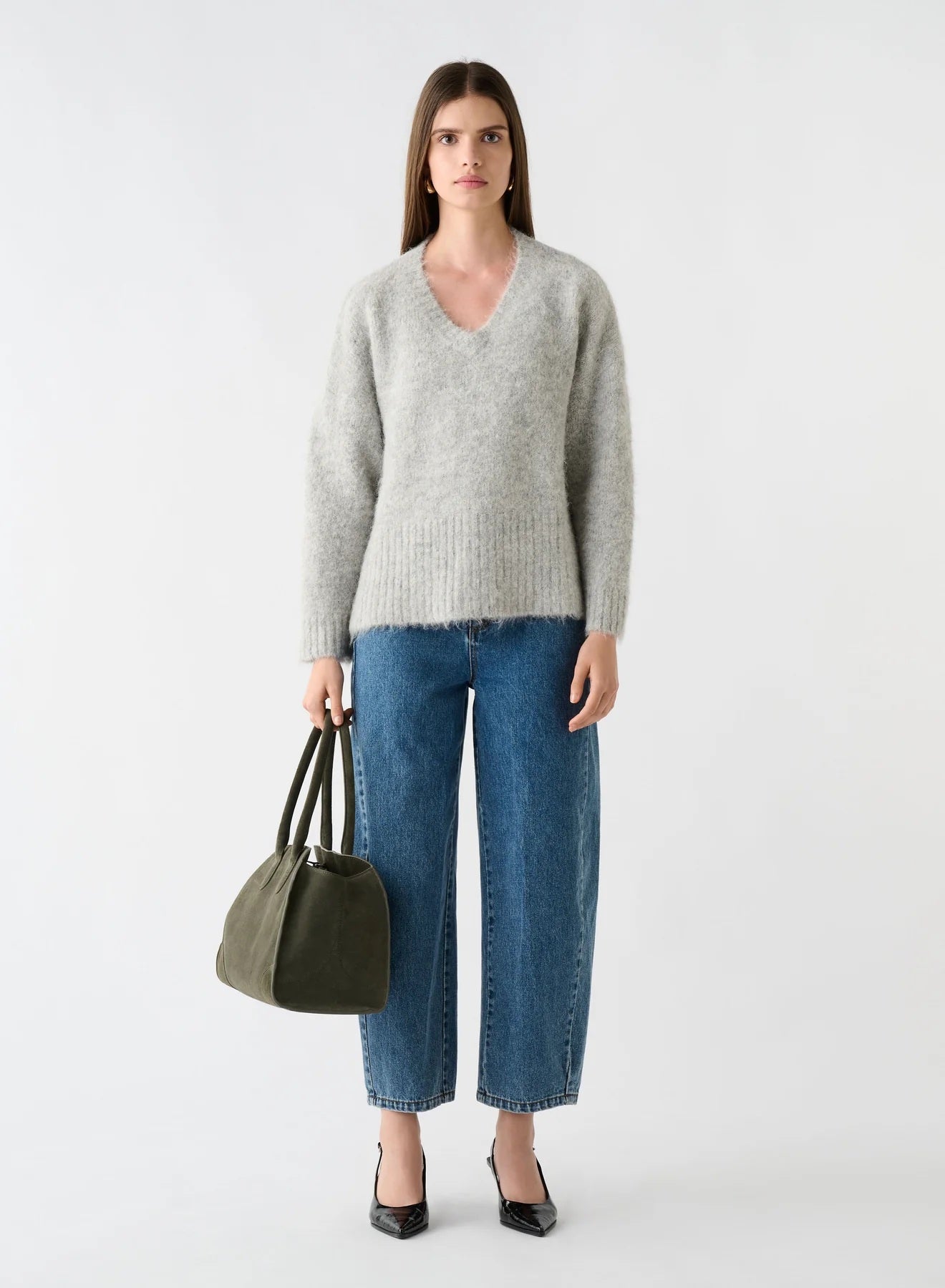 Esmaee whisper V Neck Sweater [COLOUR:SIlver SIZE:XS]