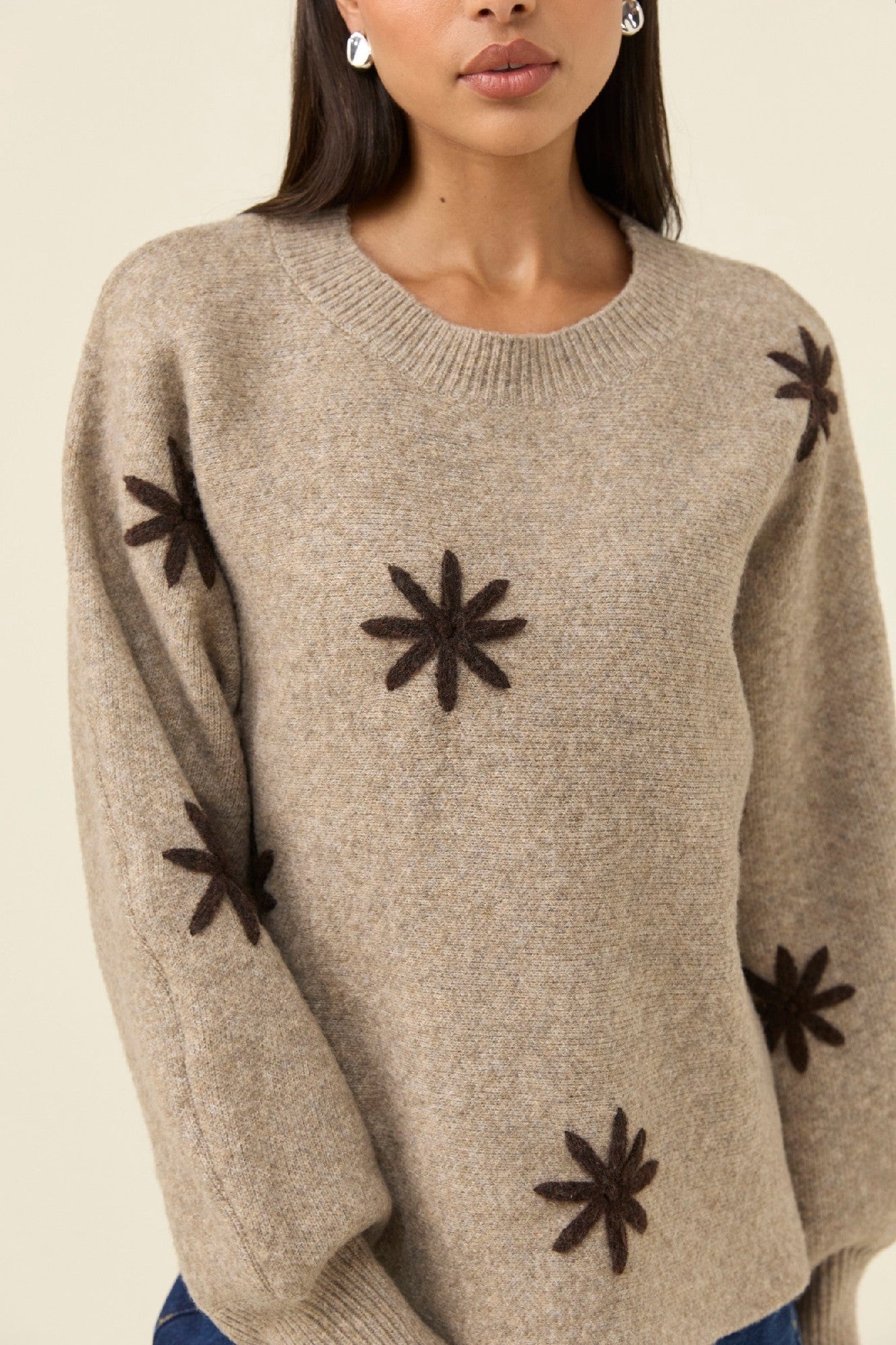 Isle Of Mine Miru Stitch Flower jumper [COLOUR:Stone SIZE:S]