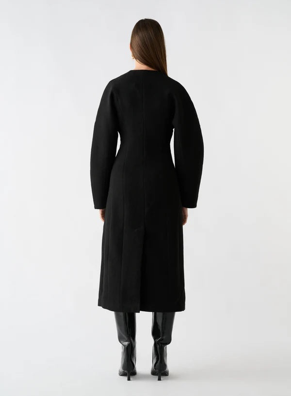 Esmaee Odyssey Coat [COLOUR:Black SIZE:S]