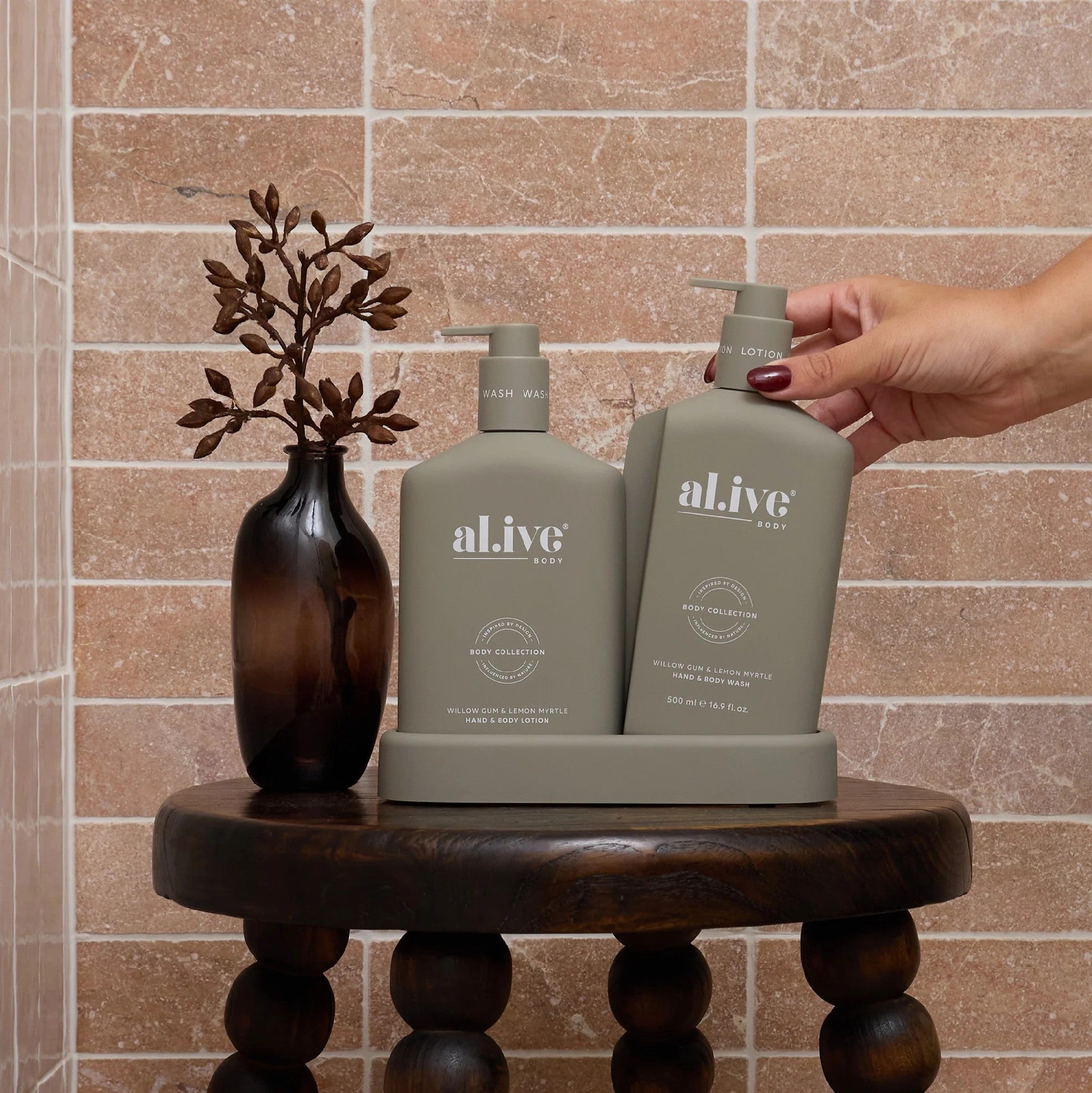 Al.ive body Wash Duo [SCENT:Willow Gum & Lemon Myrtel]
