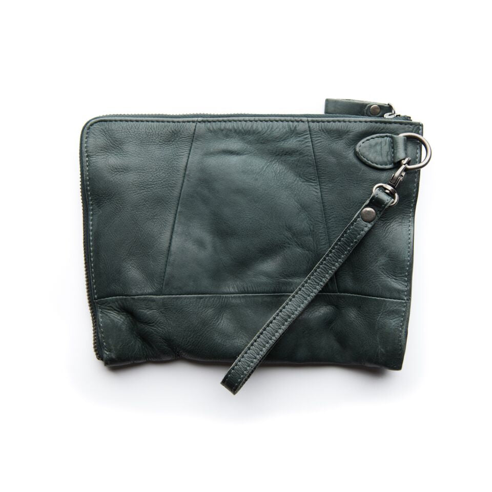 Stitch & Hide Malibu Clutch [COLOUR:Petrol]