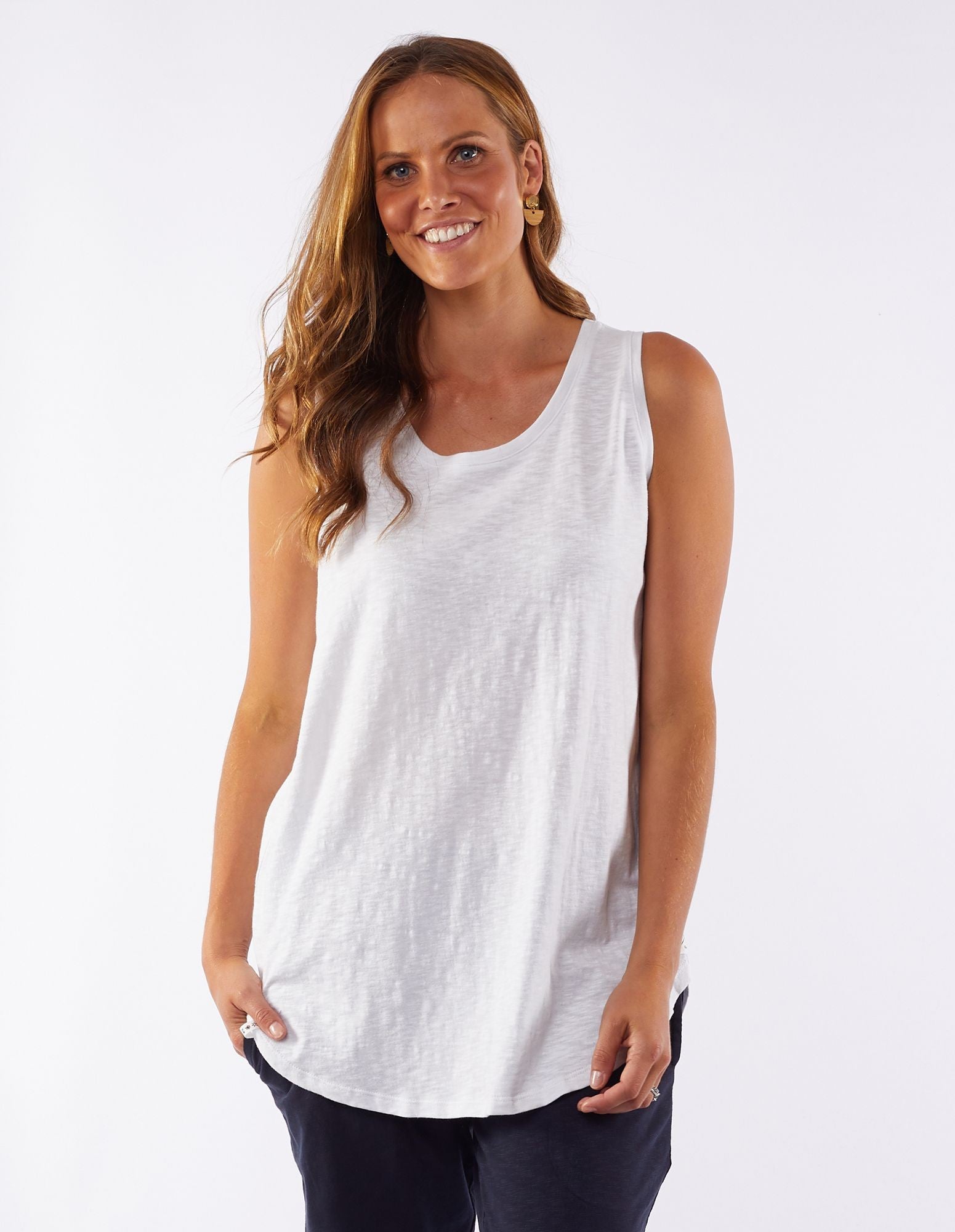 Elm Scoop Tank [COL:WHITE AU SIZE:6]